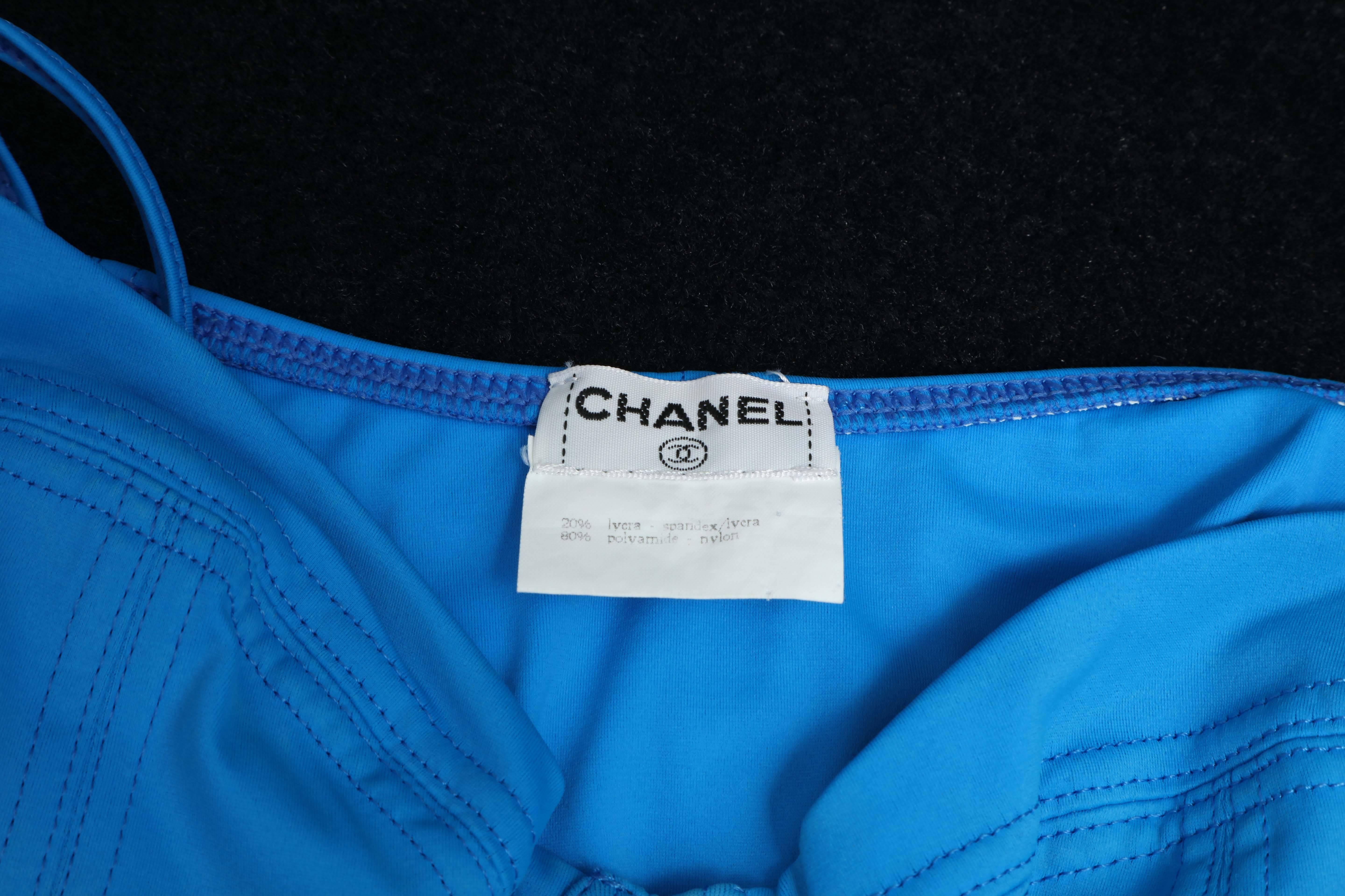claudia schiffer bikini chanel