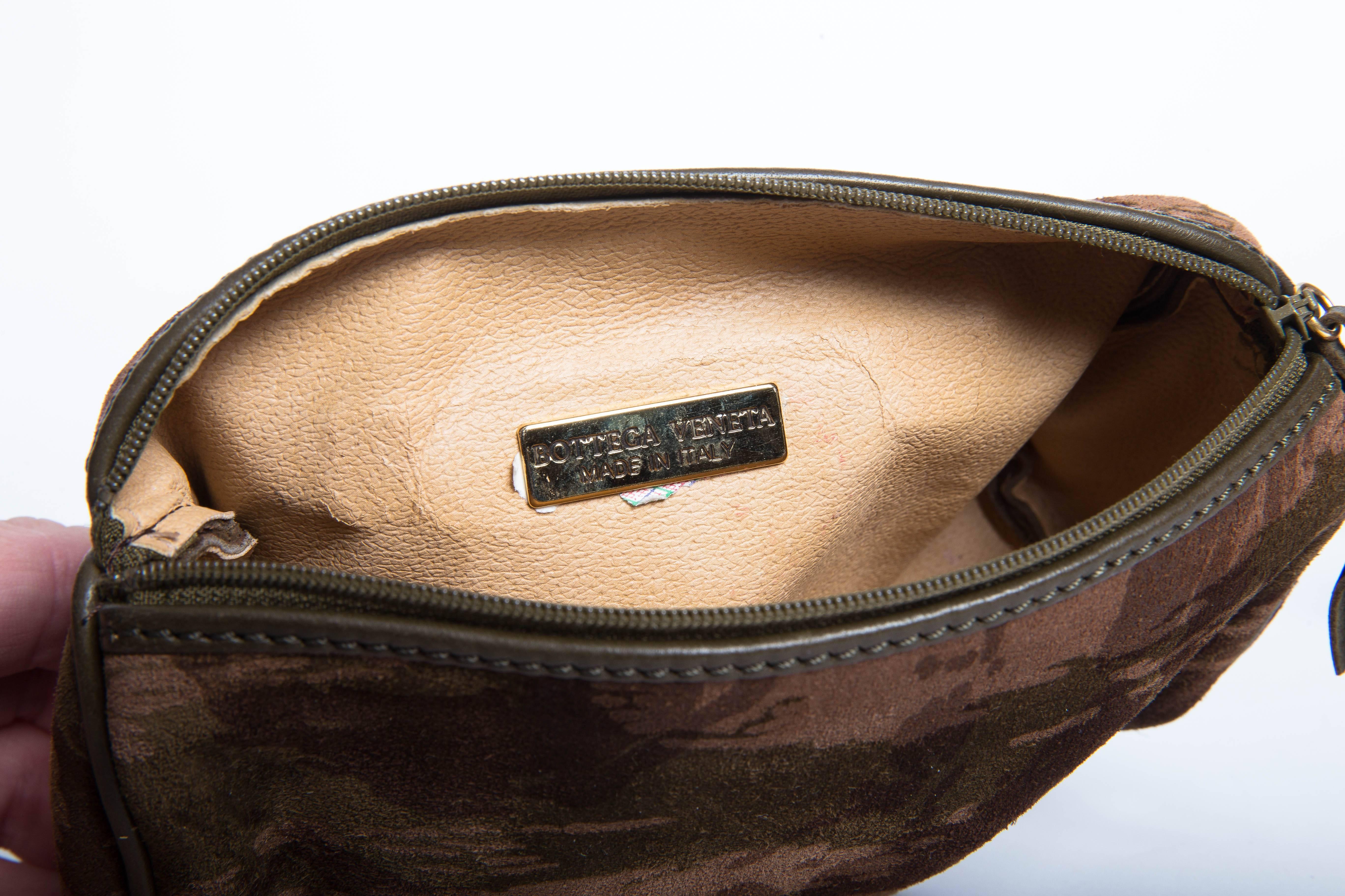 Bottega Veneta Camouflage Suede Makeup Bag In Good Condition For Sale In Westhampton Beach, NY