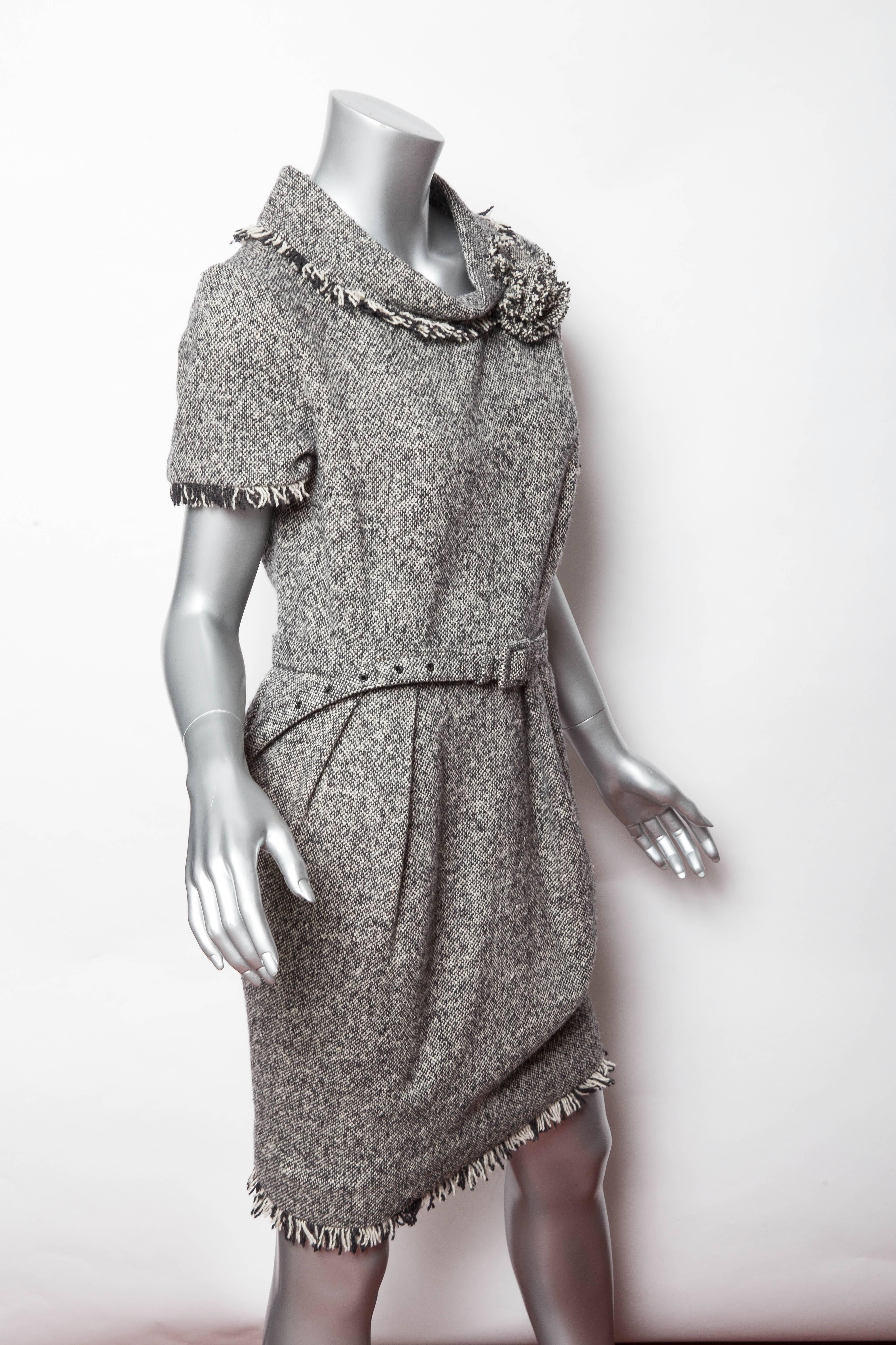 Oscar de la Renta Tweed Dress with Flower Corsage  3