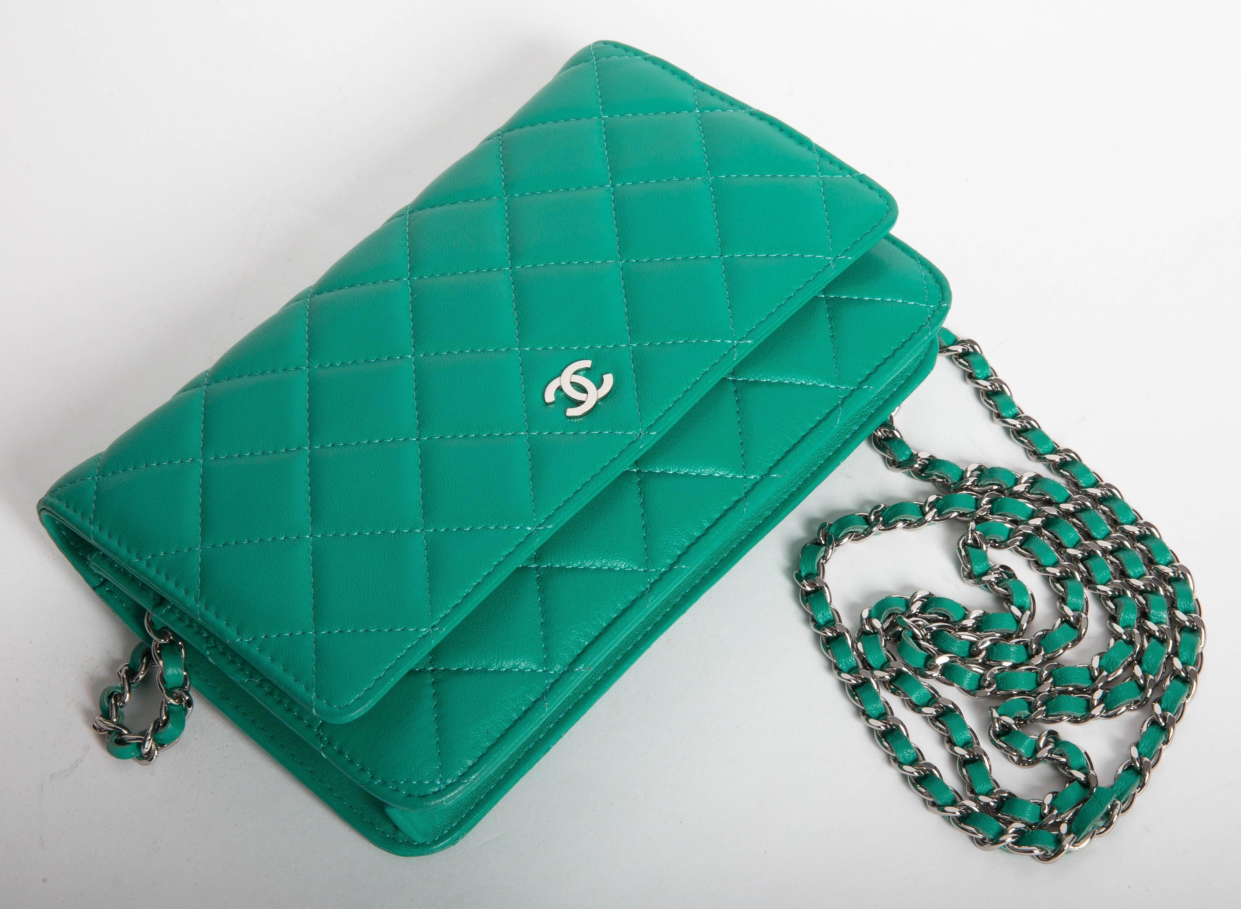 Chanel Green Leather Wallet on a Chain with Silver Hardware 1