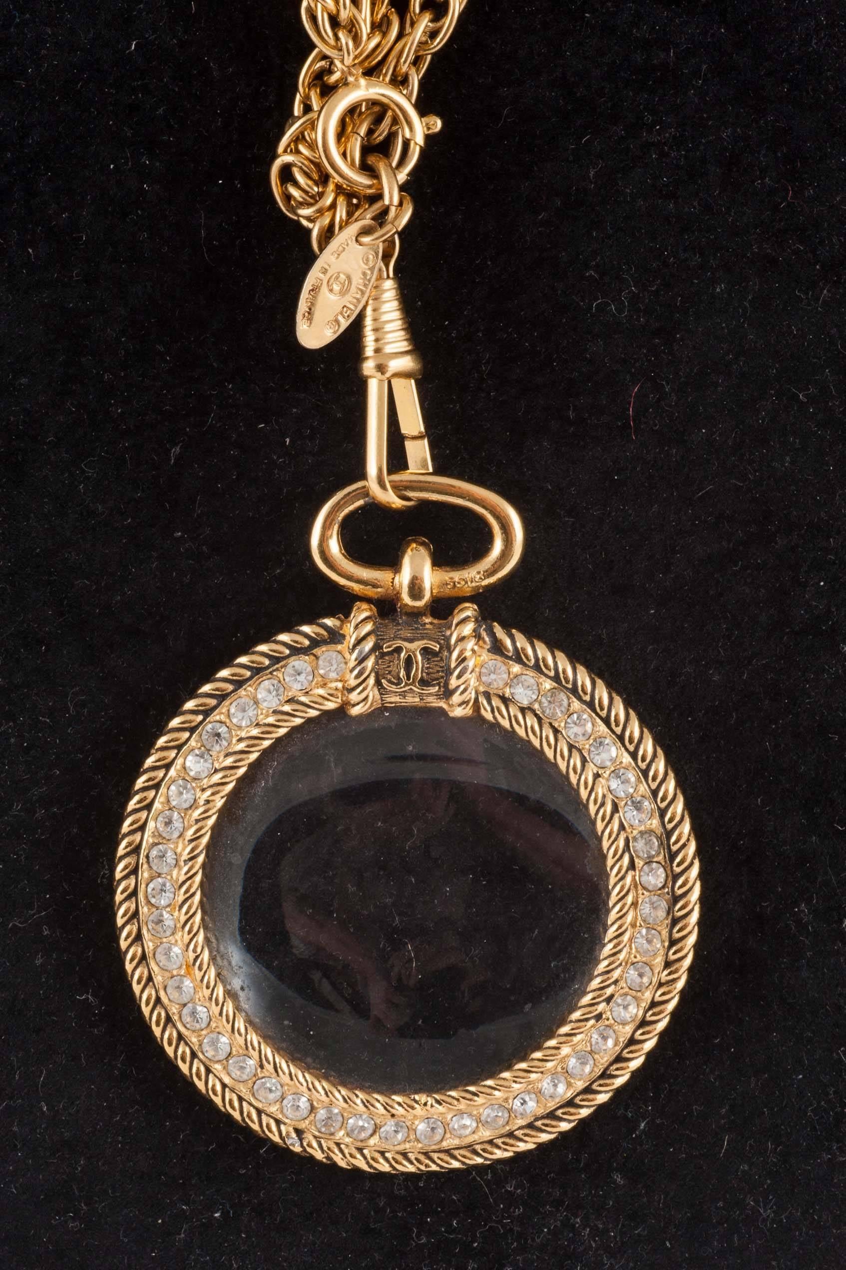 Women's  Chanel double chain and pearl pendant necklace, with magnifying glass, 1980