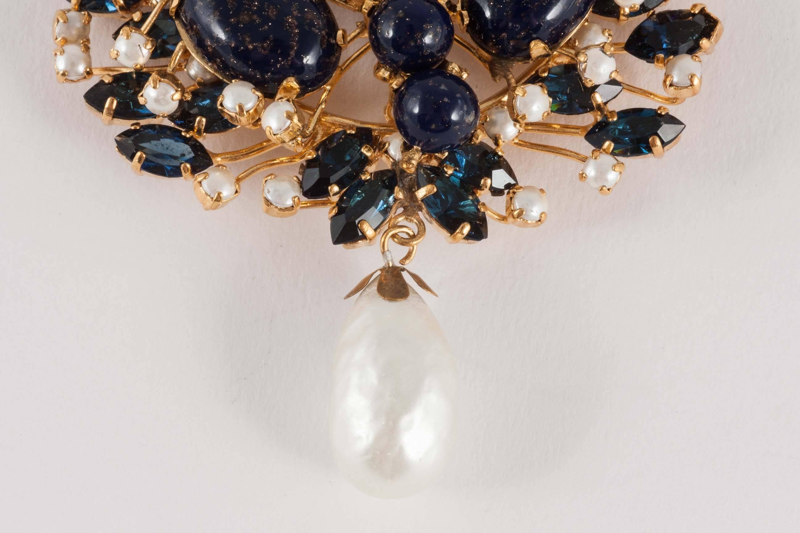 Large poured glass, paste and pearl drop brooch, Maison Gripoix, 1960s. In Excellent Condition In Greyabbey, County Down