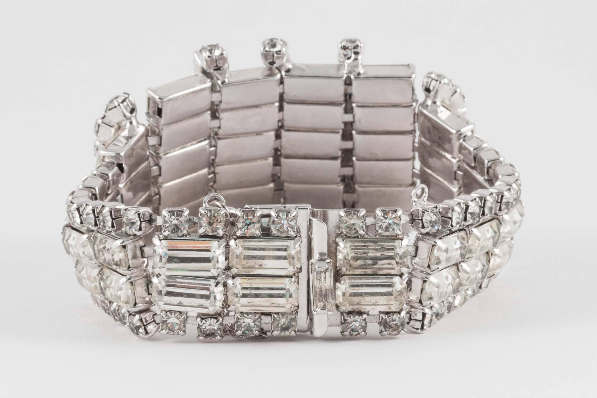 Wonderfully architectural rhodium plated rhinestone cocktail bracelet, 1950s  In Good Condition In Greyabbey, County Down
