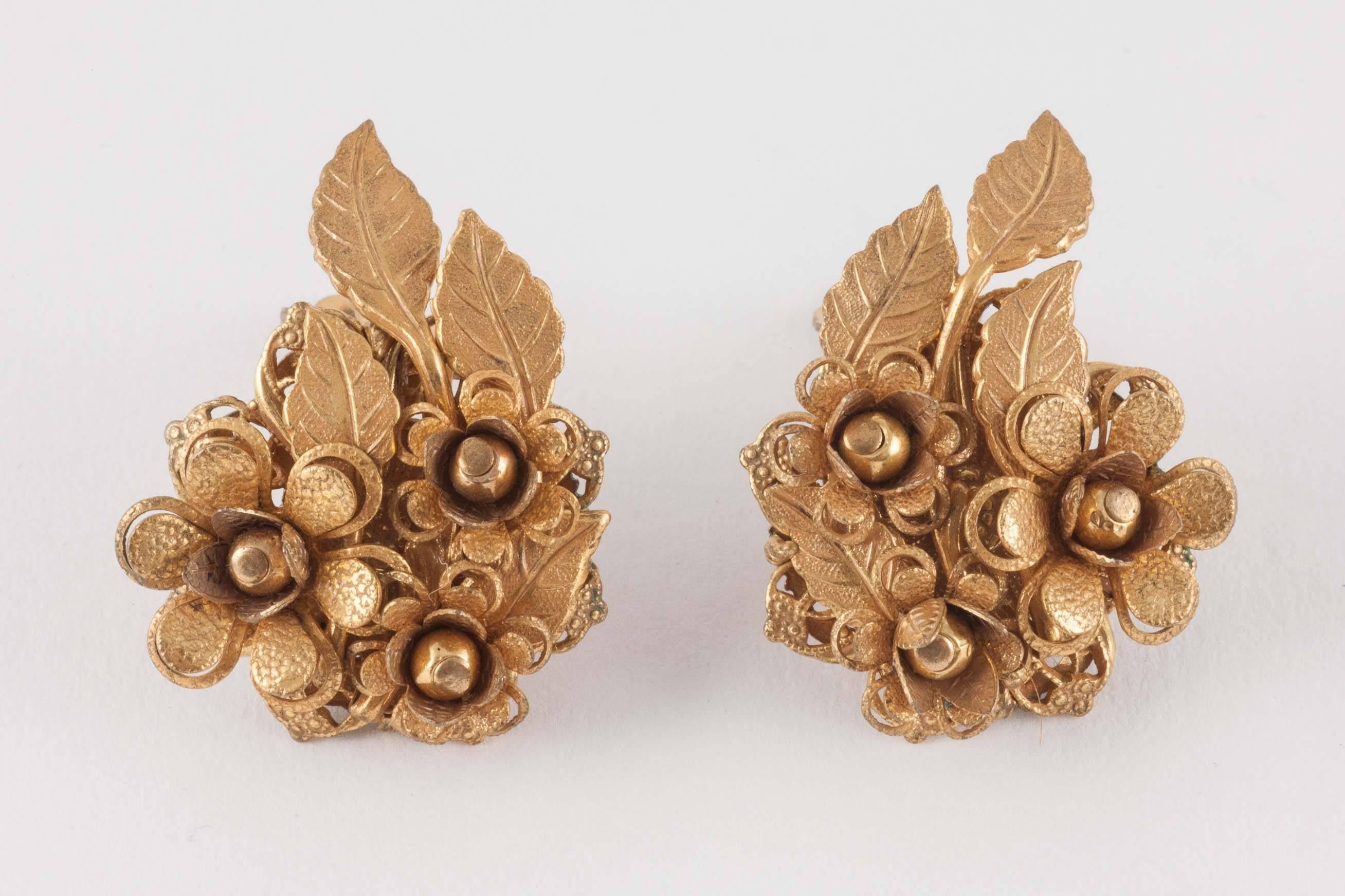 Large gilt 'flower' brooch by De Mario/S. Hagler, with matching earrings, 1960s 4