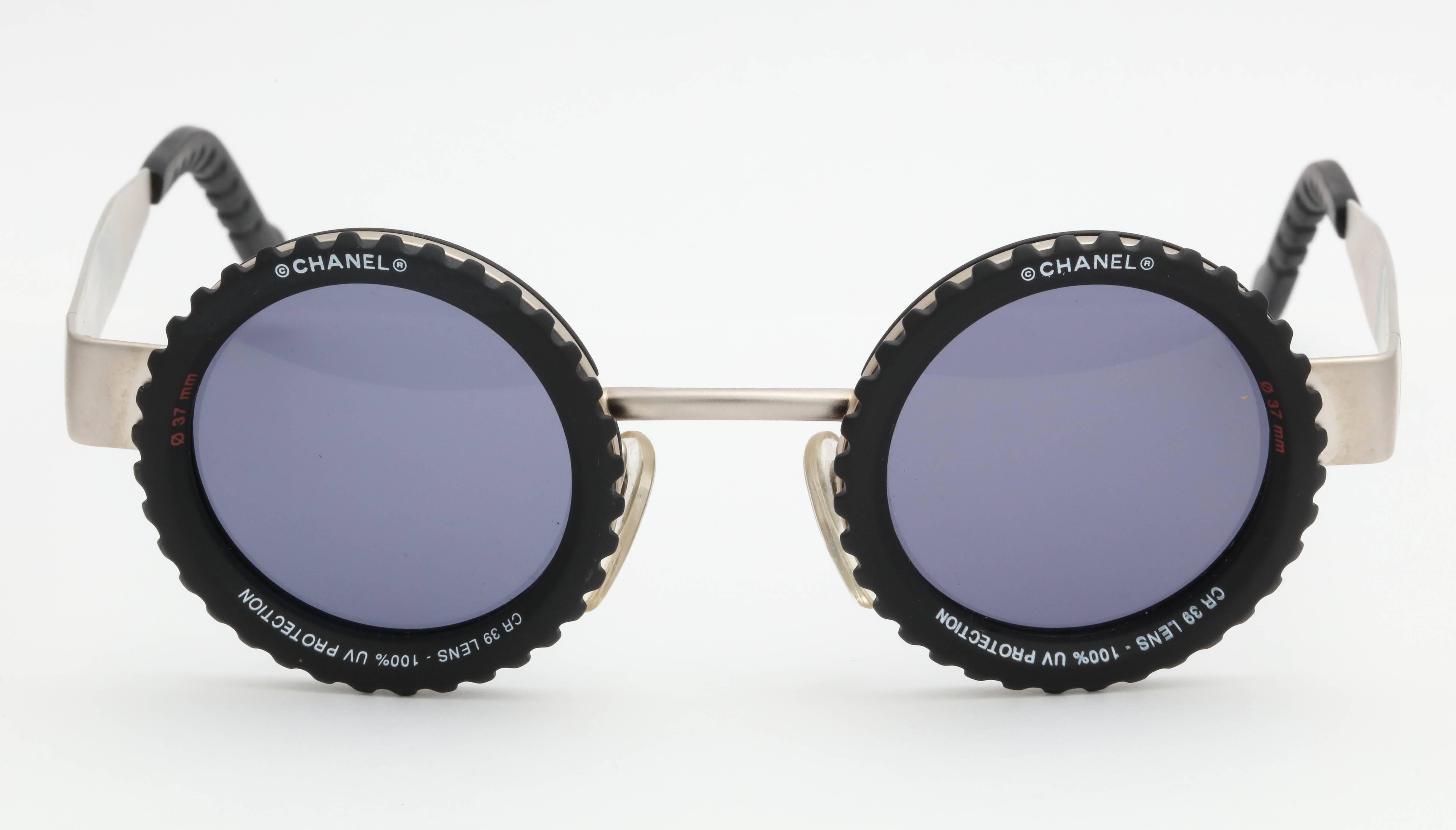 camera lens glasses