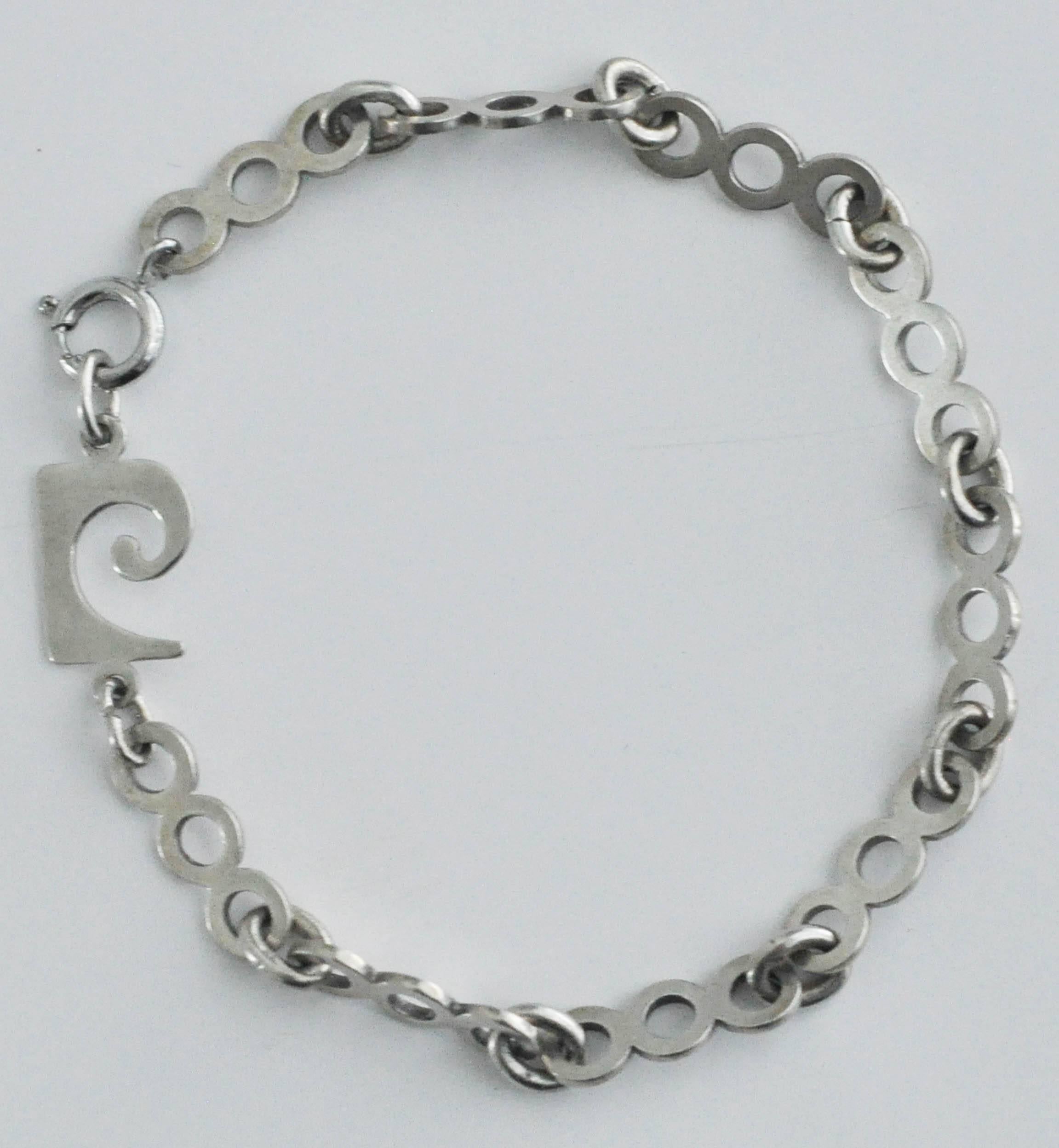 1970s Pierre Cardin Sterling Silver Link Bracelet/Space Age In Good Condition For Sale In Winnetka, IL