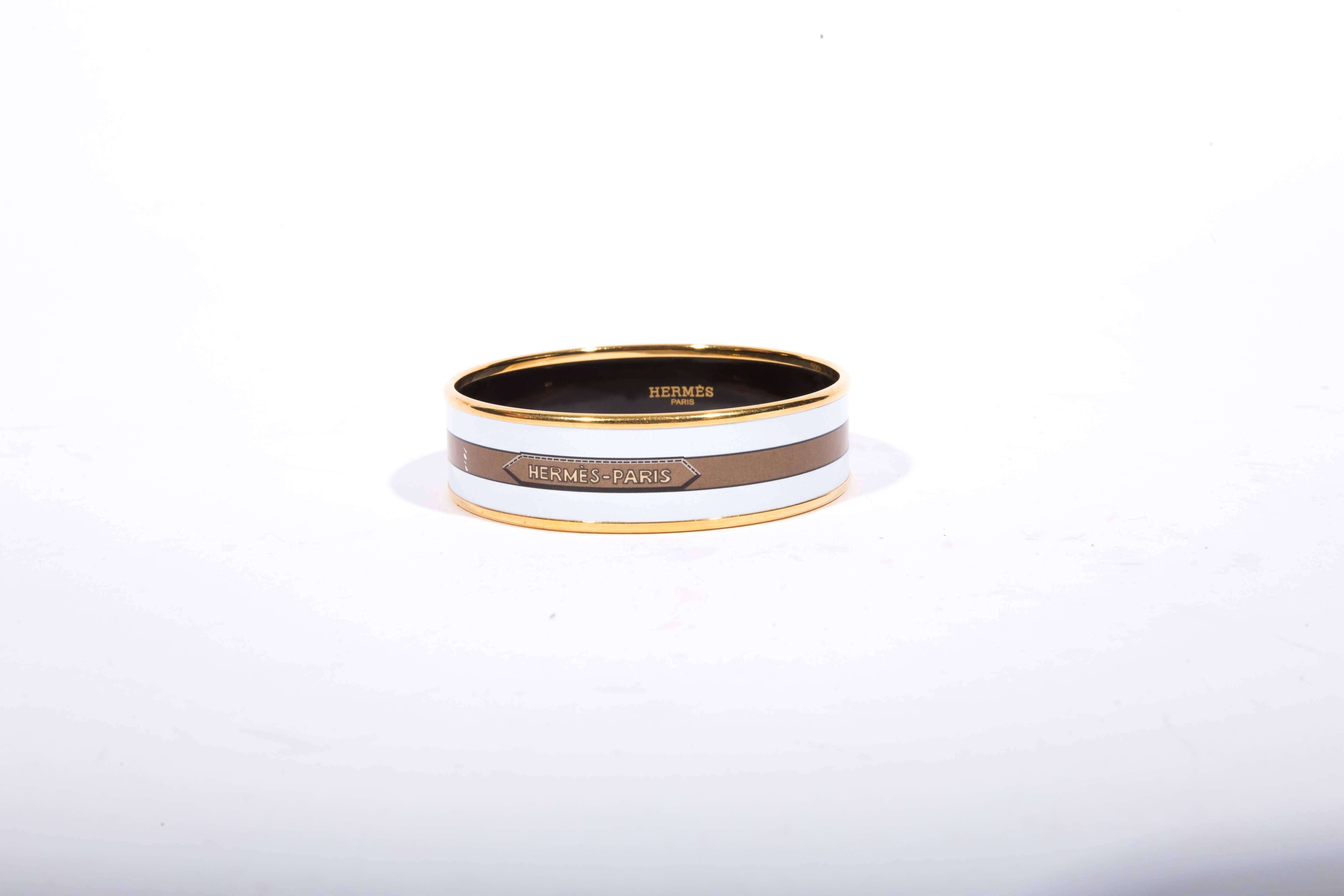 Hermes Brown and White Enamel Bangle - 2009 In Excellent Condition In Westhampton Beach, NY