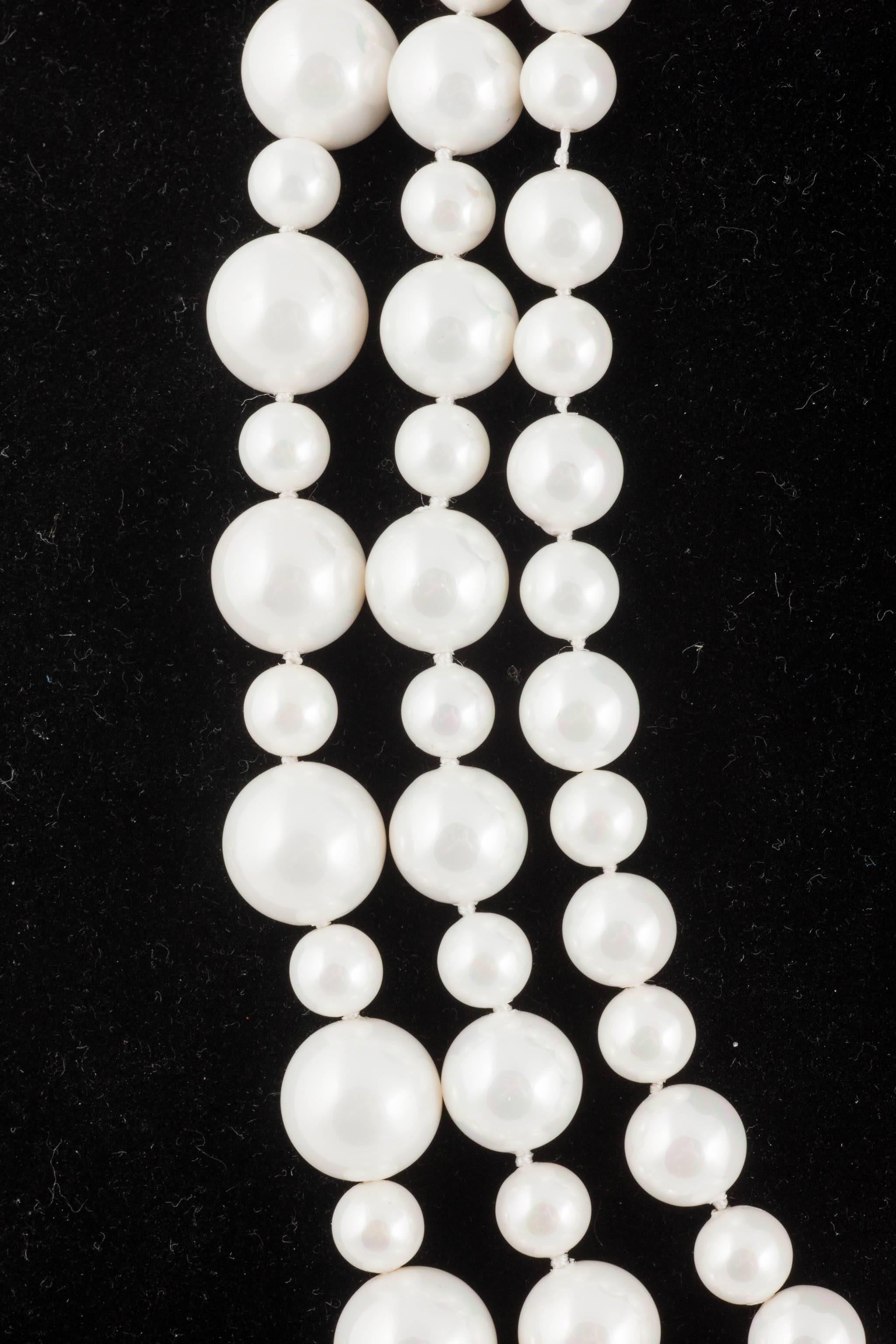 Classic 3 row pearl necklace, with matching drop earrings, 1990s In Good Condition In Greyabbey, County Down