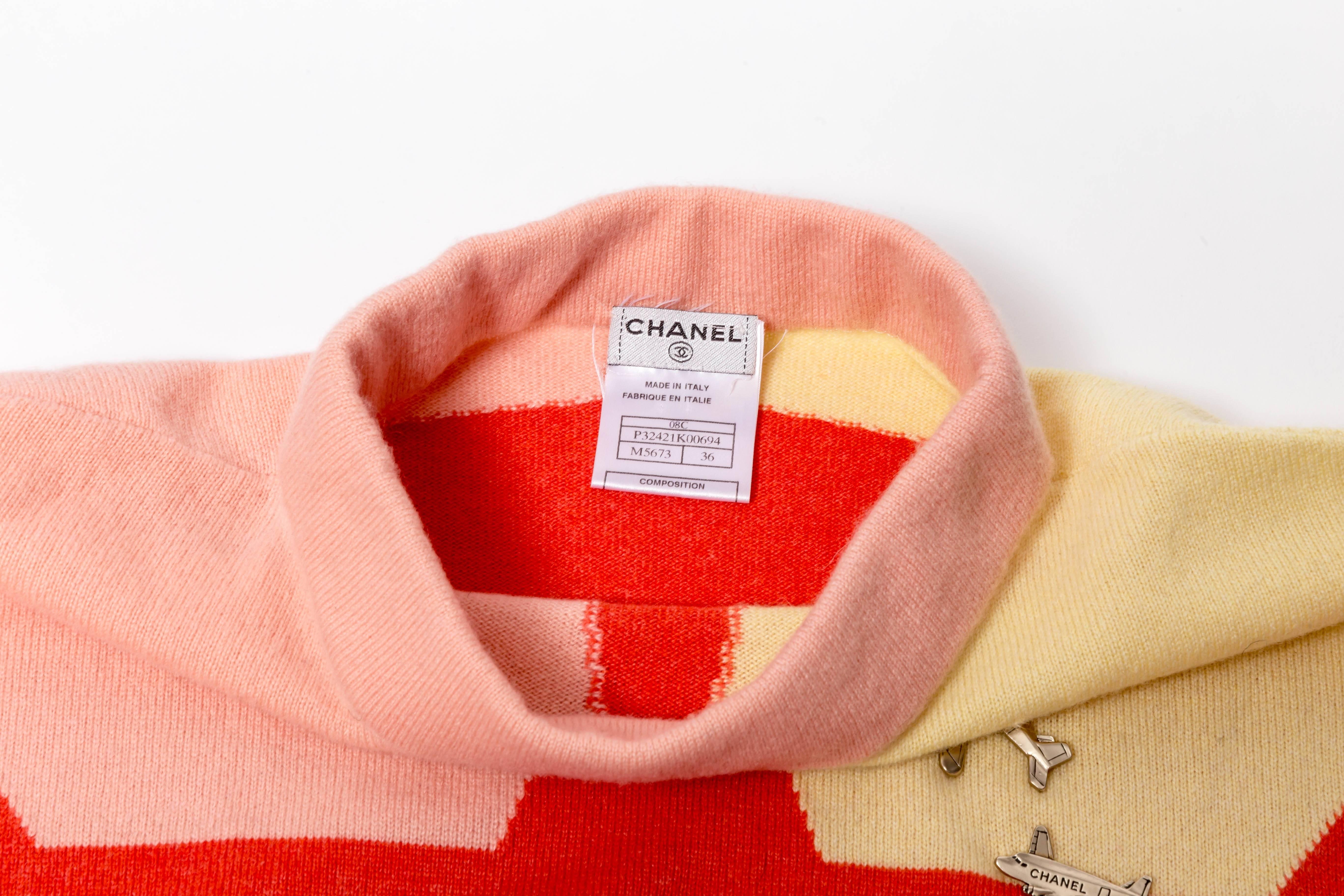 Chanel Cashmere Airplane Charm Color Block Sweater - 36 In Excellent Condition In Westhampton Beach, NY