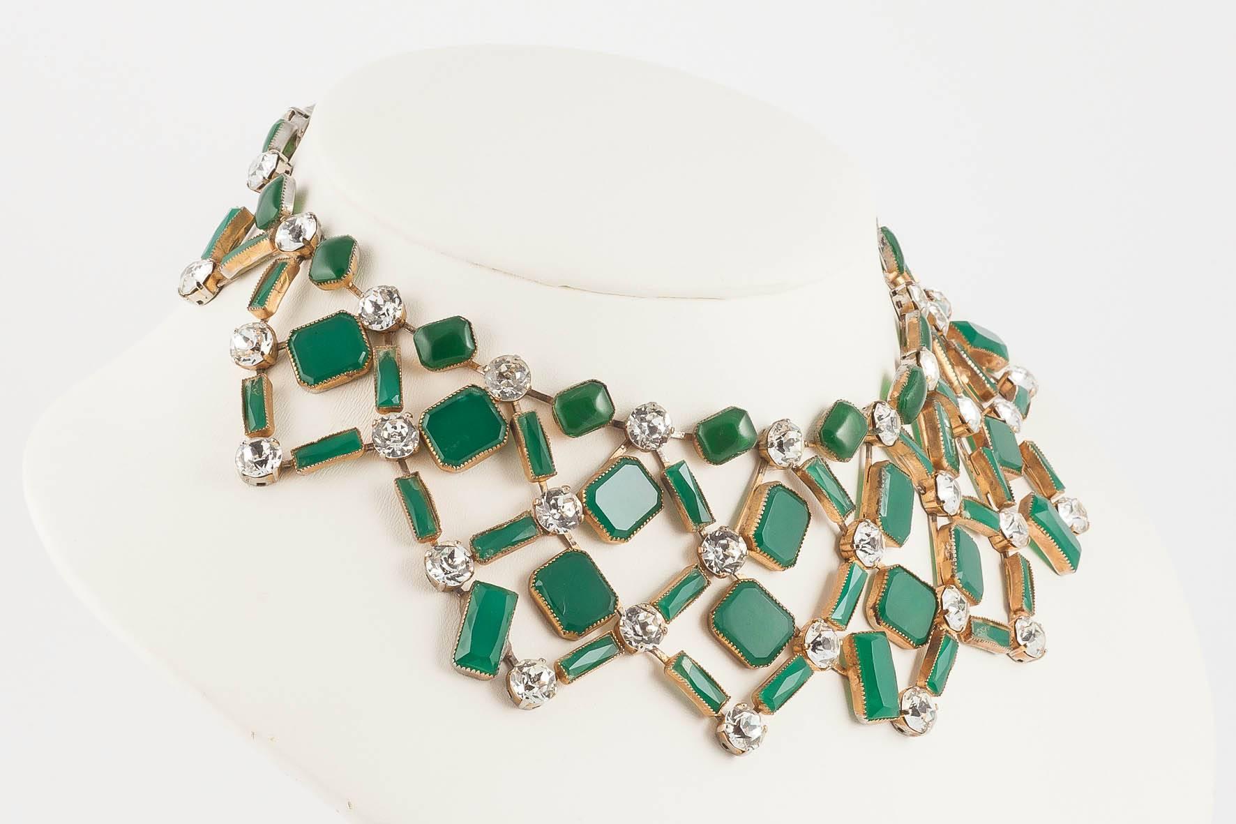 Kenneth Jay Lane green glass and clear paste collar necklace, 1960s  In Excellent Condition In Greyabbey, County Down