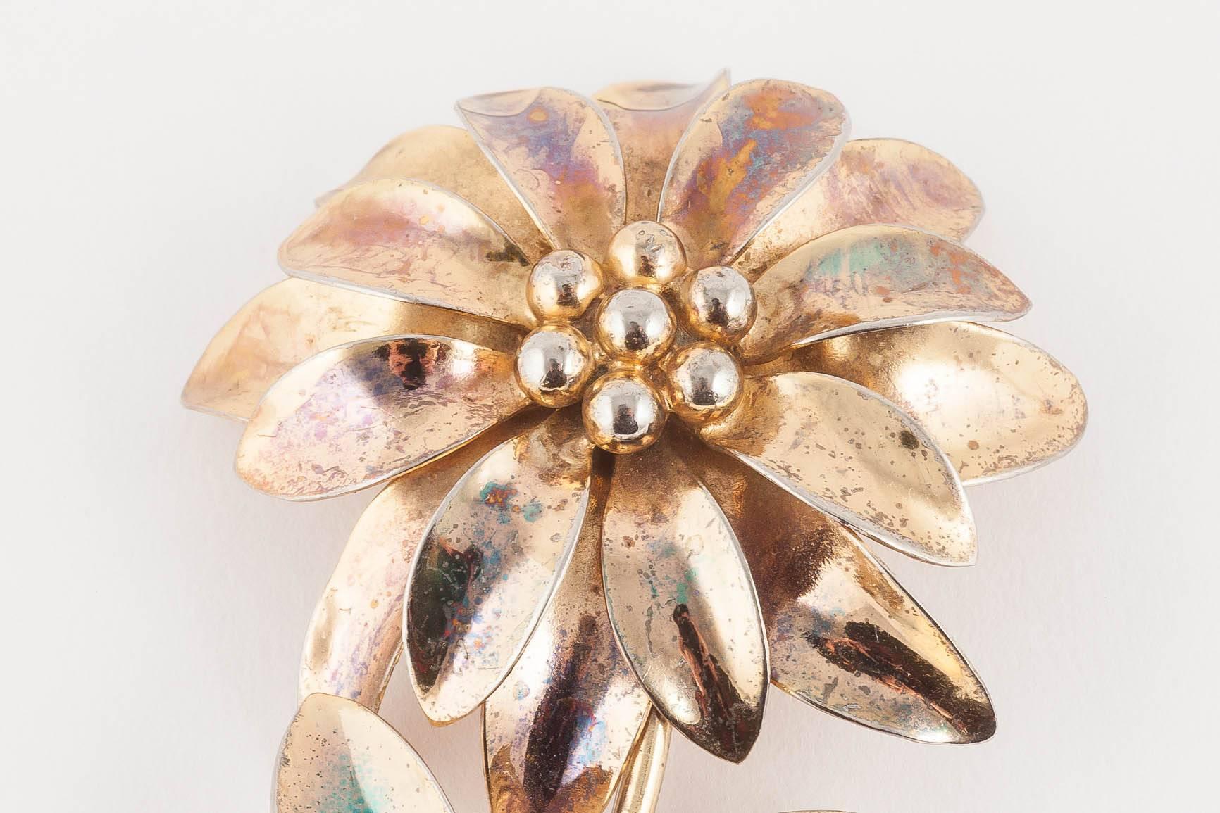 A striking pair of gilt metal Austrian 'flower' brooches, 1950s. For Sale 2