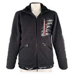 Moncler Taglia L Giacca con zip in misto tessuto nero con imbottitura in piuma d'oca