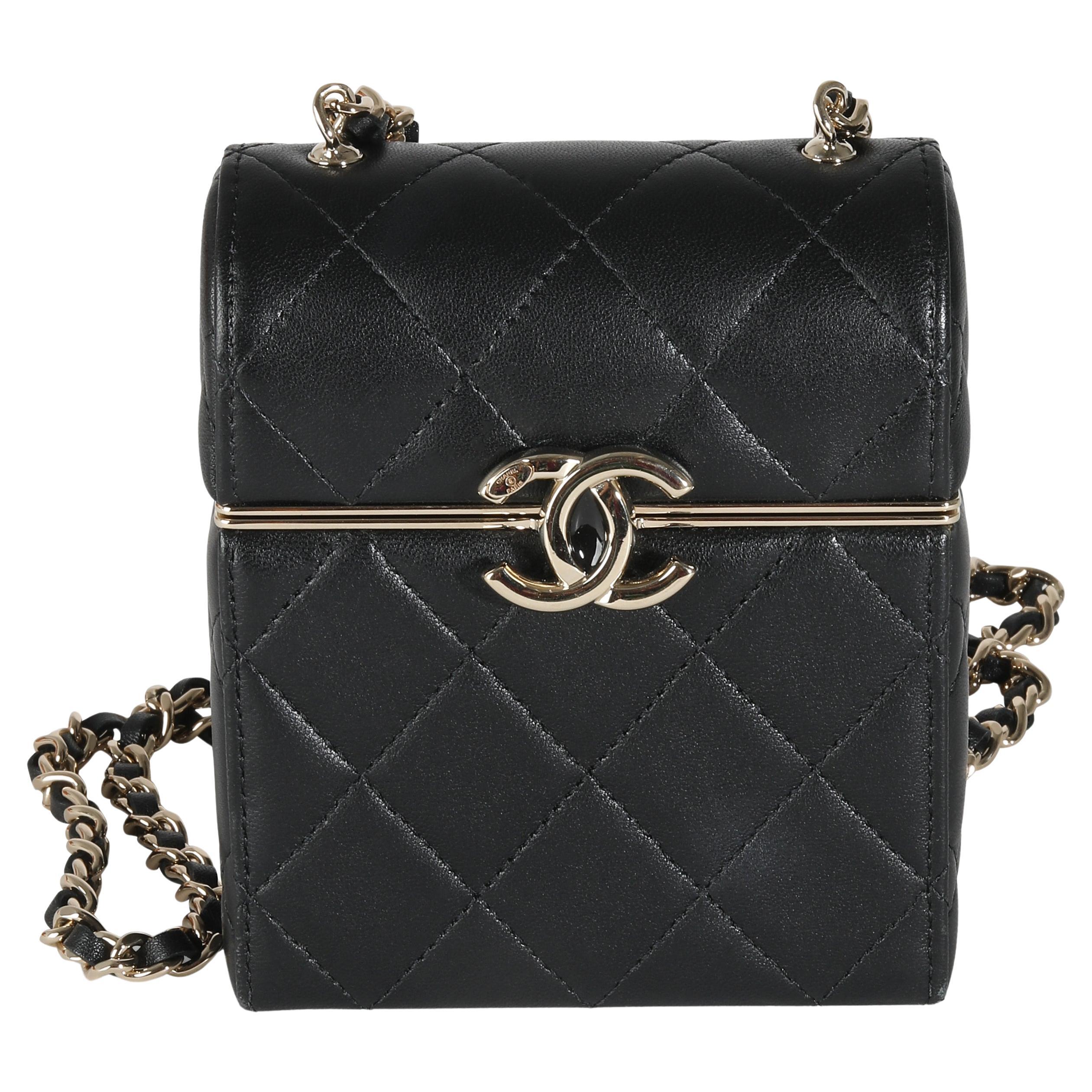 Chanel 23C Black Quilted Lambskin Box Chain Vanity For Sale