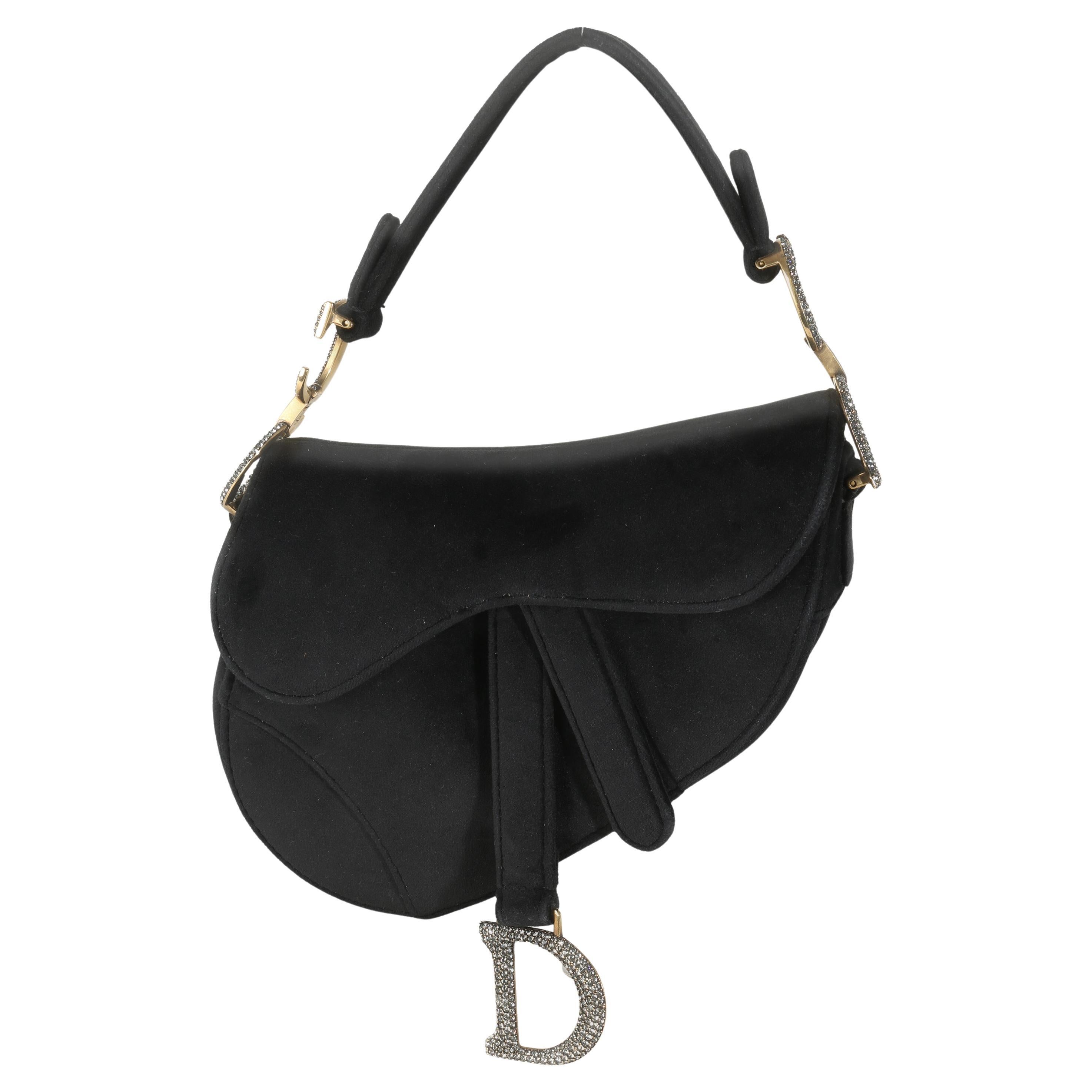 Christian Dior Schwarze Mini-Satteltasche aus Samt mit Kristallkristall