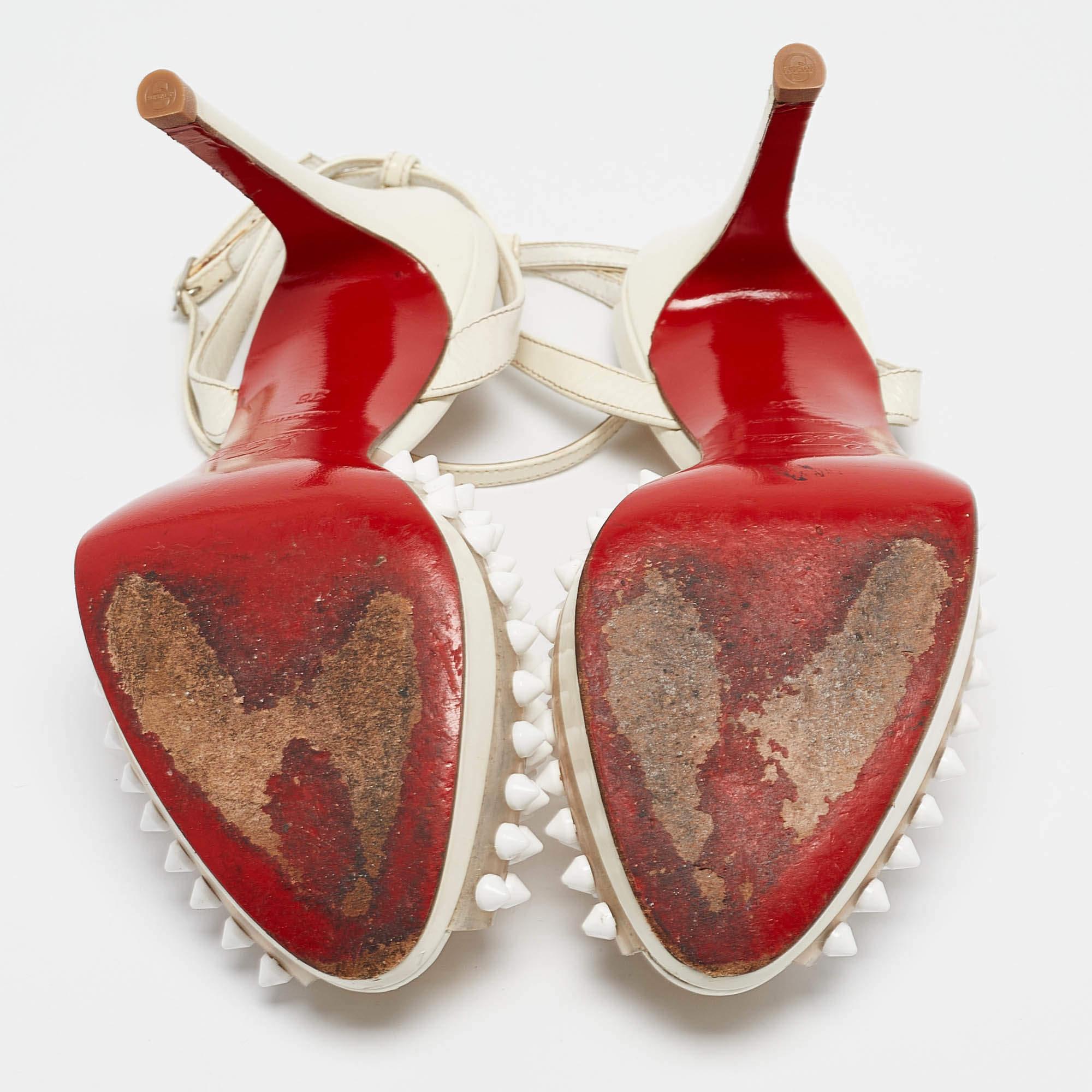 Christian Louboutin escarpins St Jeanette vernis transparent/crème et PVC taille 36 en vente 1