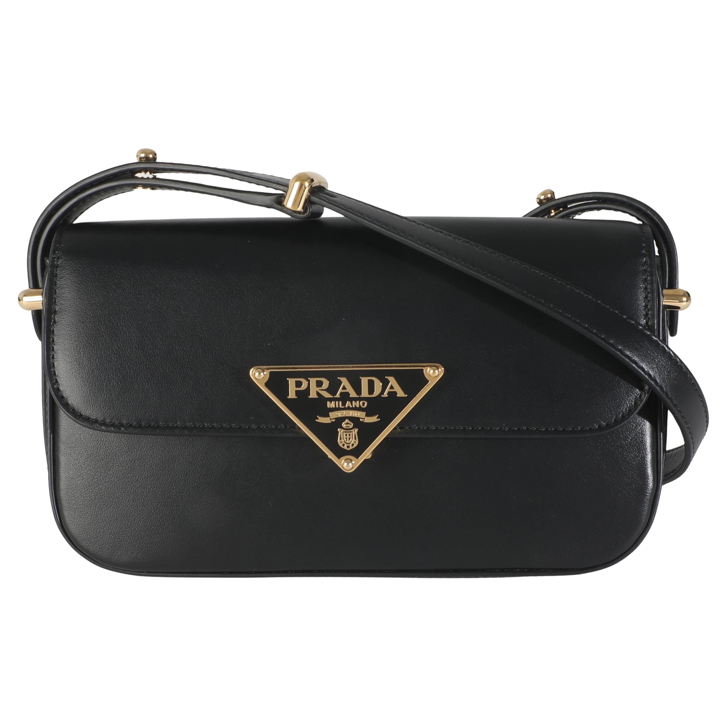 Prada Black Smooth Leather Logo Plaque Shoulder Bag For Sale
