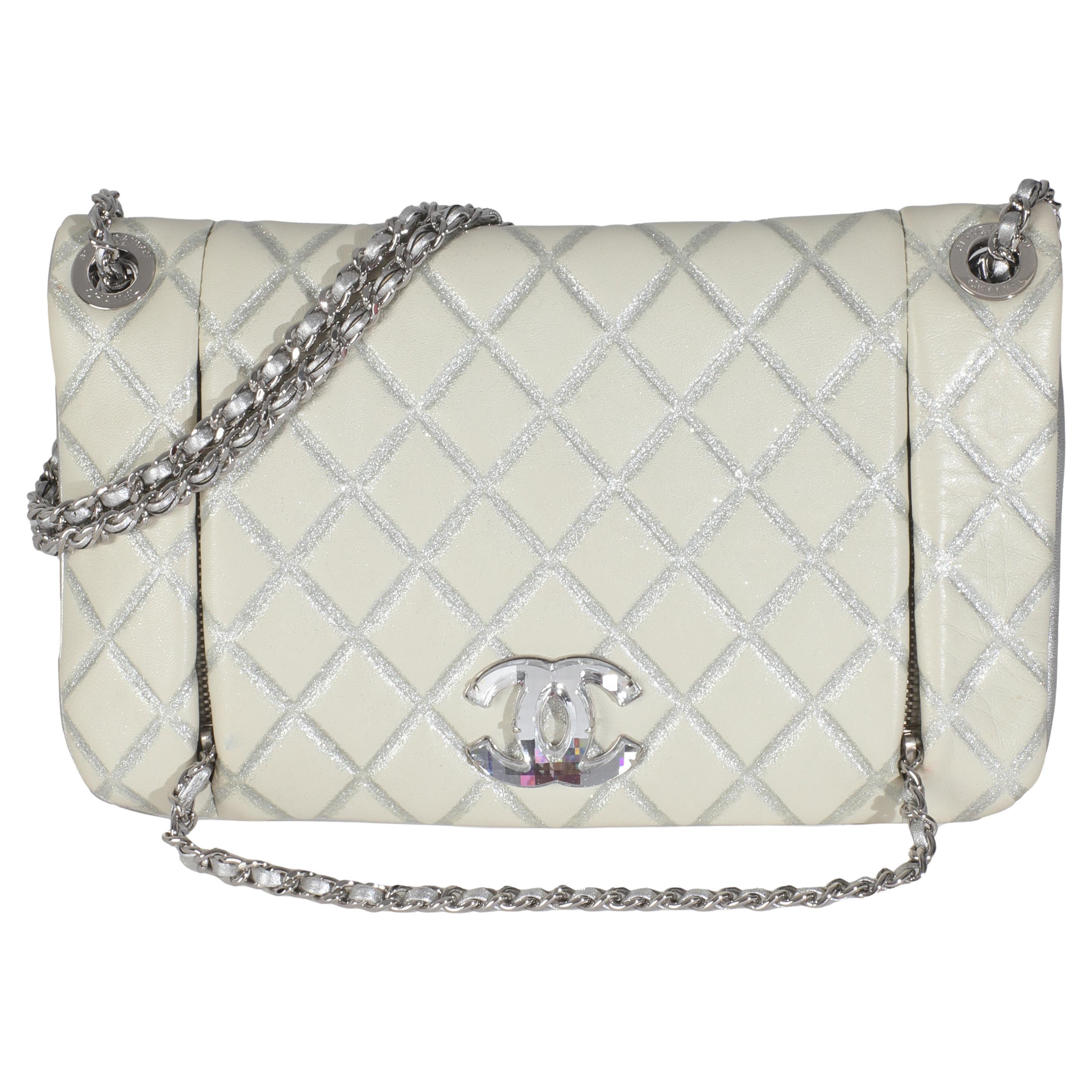 Chanel Ivory Metallic Distressed Lambskin Quilted CC Flap Bag im Angebot