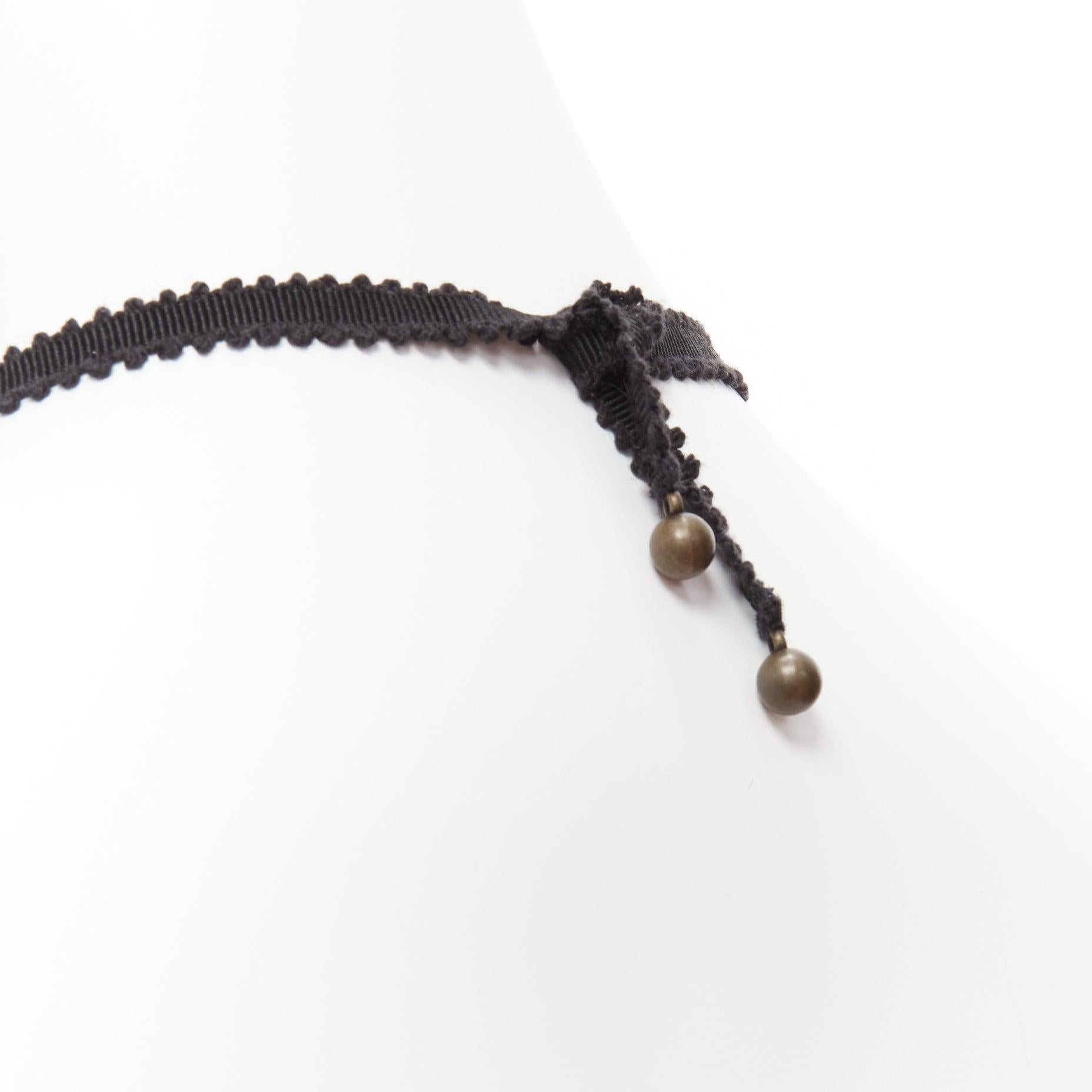 CHAMOREL collana lunga con nastro di gros-grain nero e anelli di cristallo chiaro color bronzo in vendita 3