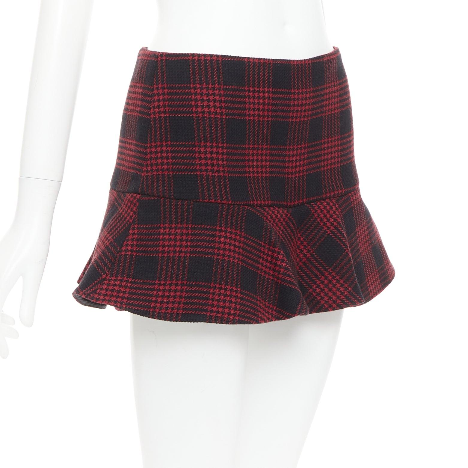 Nero RED VALENTINO mini skort svasato a quadri in pied-de-poule rosso nero IT38 XS in vendita