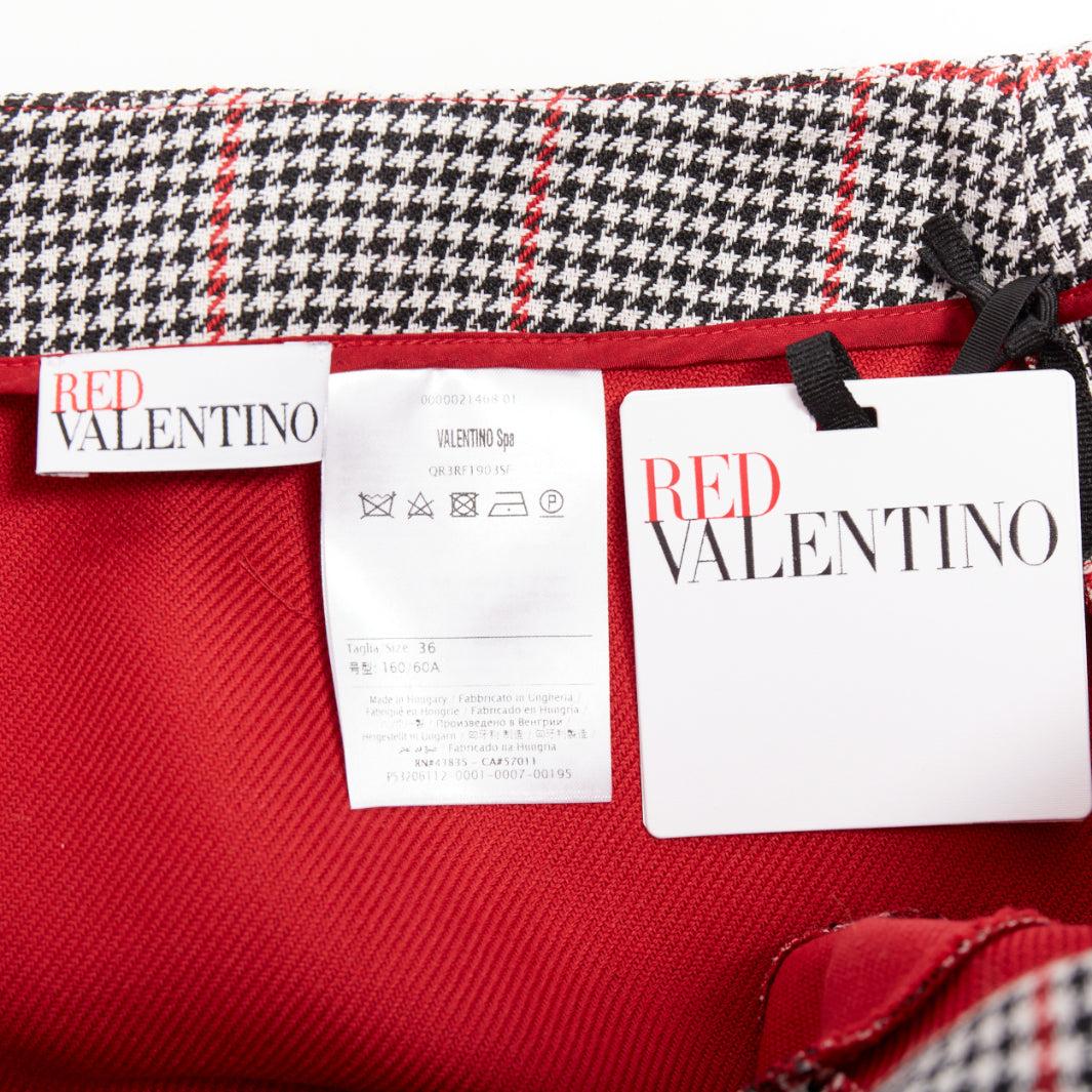 RED VALENTINO rouge noir imprimé pied-de-poule mini jupe évasée IT36 XXS en vente 4