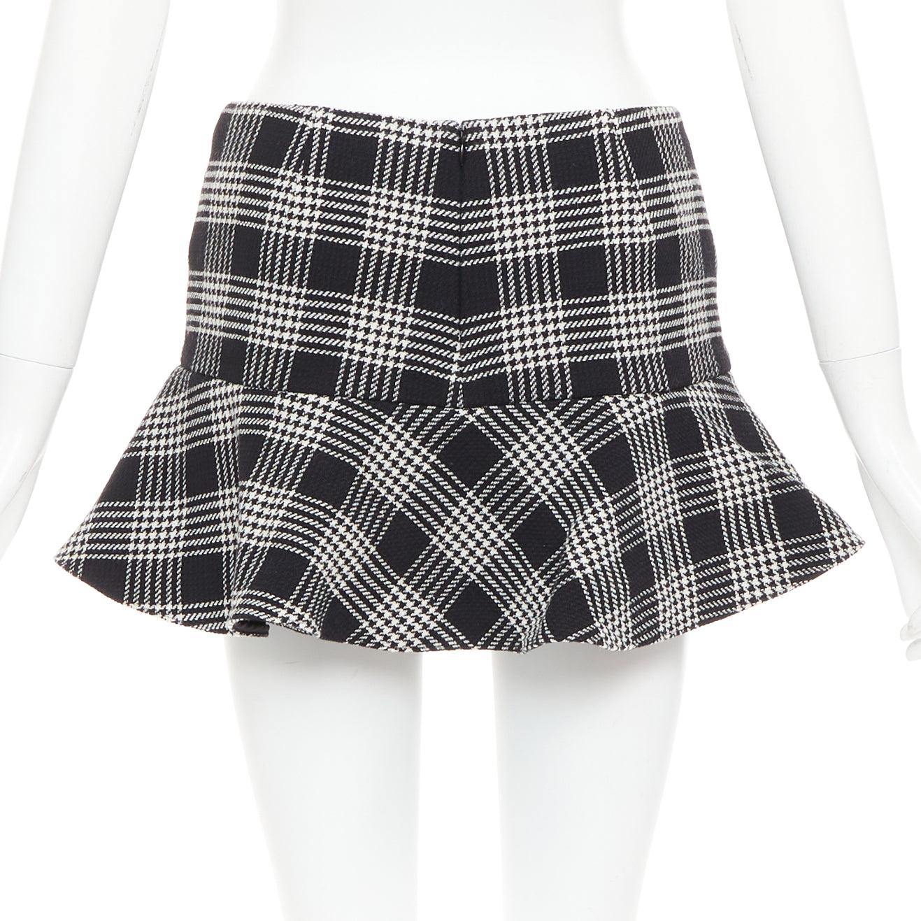 RED VALENTINO noir gris imprimé pied de poule à carreaux à volants mini jupe IT38 XS en vente 1
