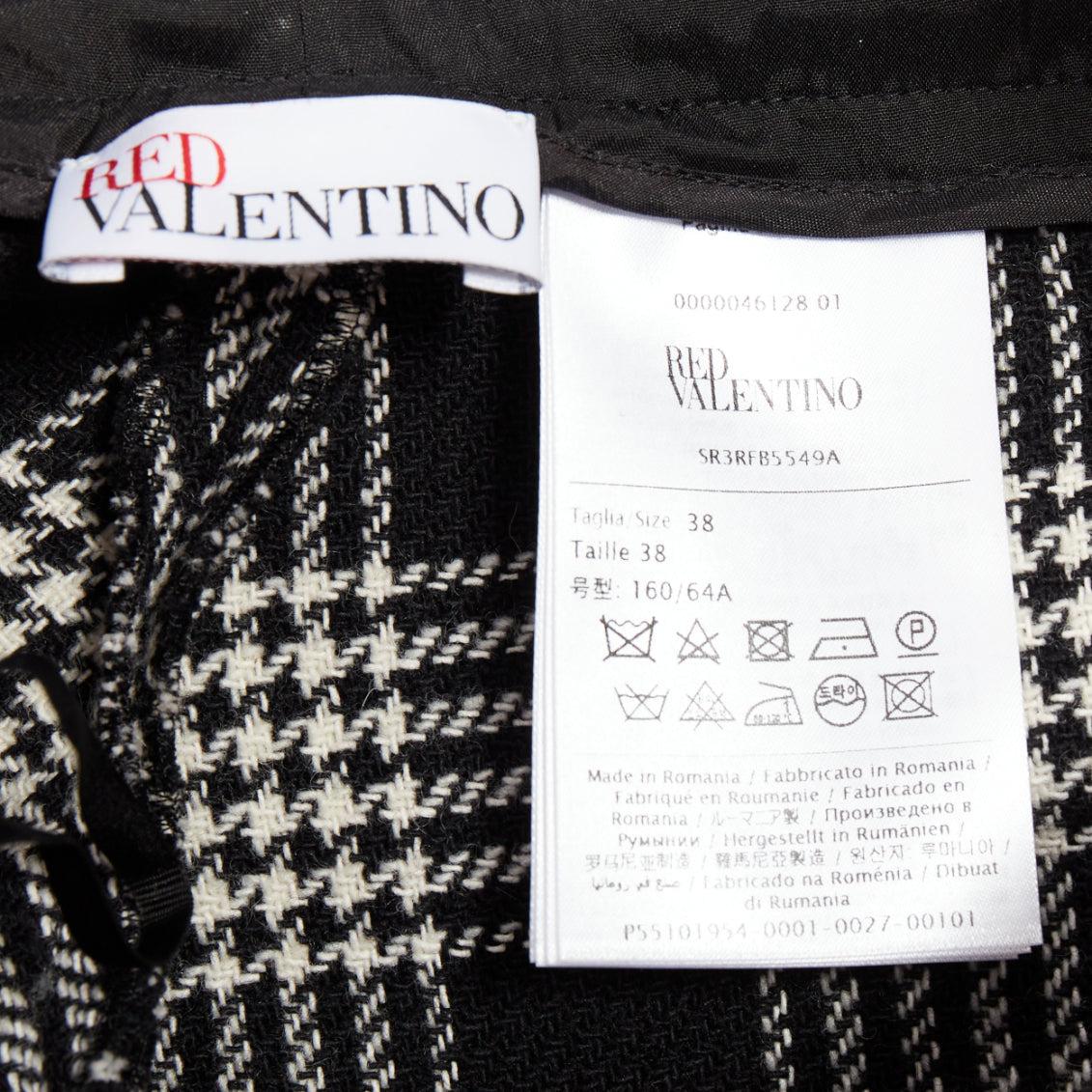 RED VALENTINO noir gris imprimé pied de poule à carreaux à volants mini jupe IT38 XS en vente 4