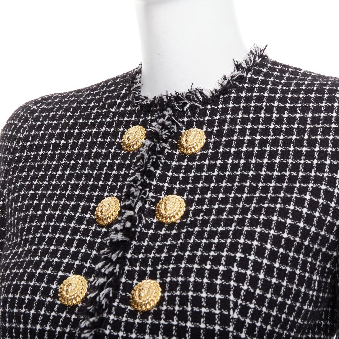 Balmain 2024 giacca cropped in tweed bianco nero con bottoni a testa di leone FR34 XS
Riferimento: AAWC/A01434
Marchio: Balmain
Designer: Olivier Rousteing
Model No: 241251F057002
Materiale: Cotone, misto
Colore: Nero, Bianco
Modello: Pied de