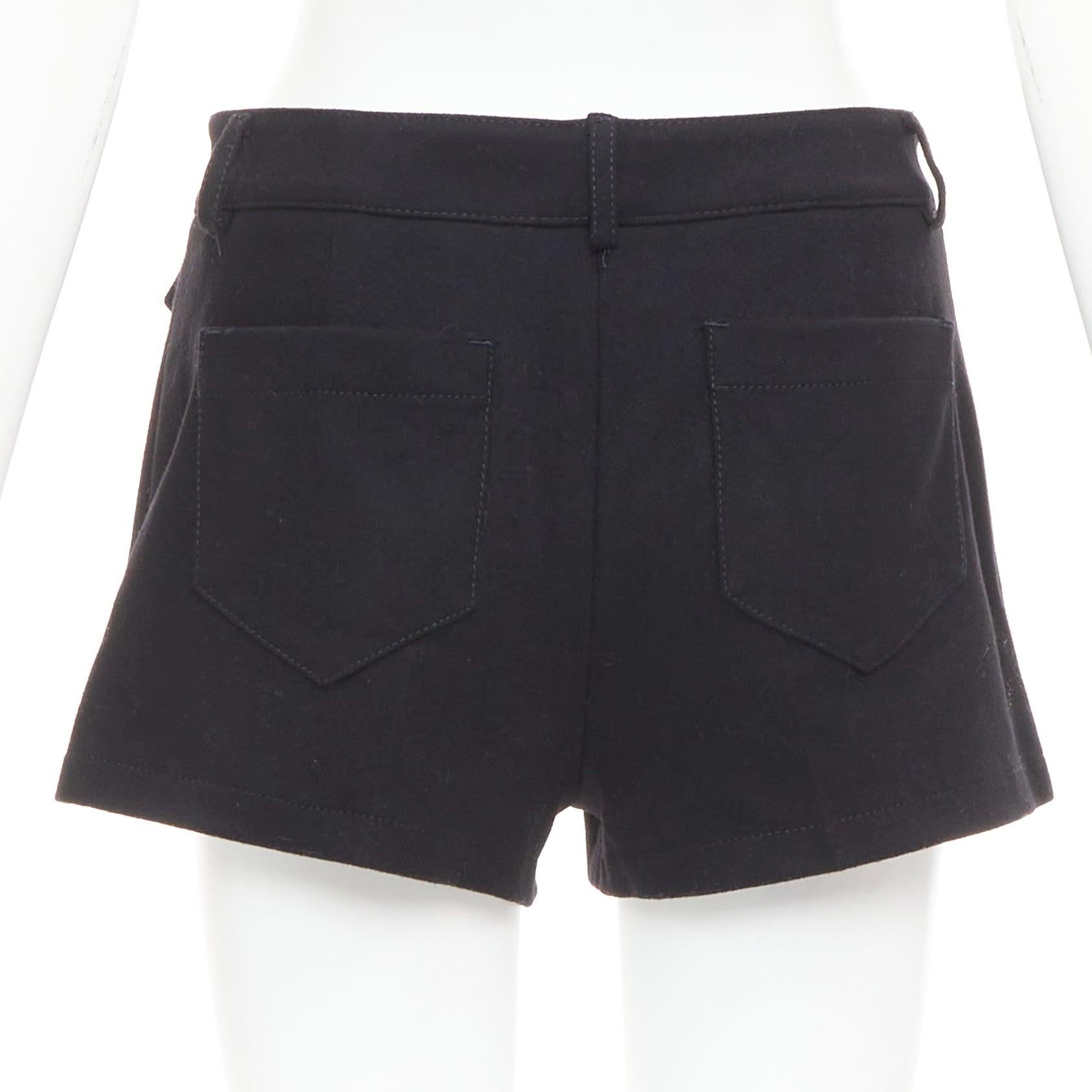 RED VALENTINO schwarze Wollmischung goldene Logo-Knöpfe Mini-Shorts IT38 XS im Angebot 1