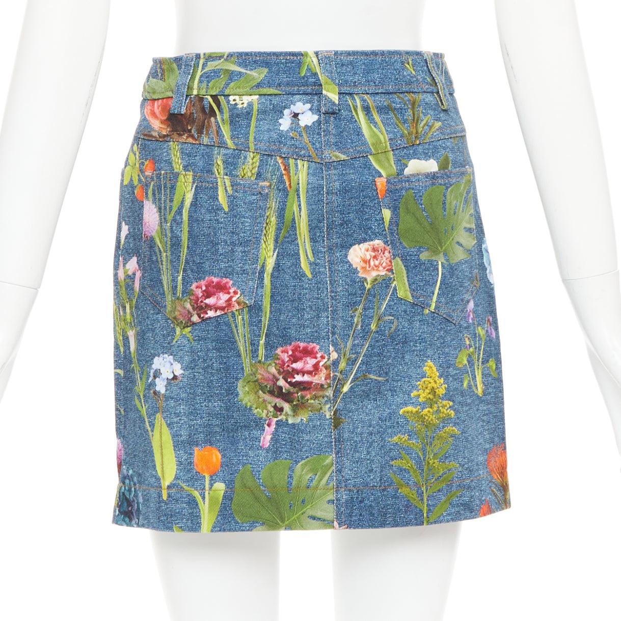 MOSCHINO BOUTIQUE minifalda vaquera de algodón con estampado floral azul IT38 XS en Excelente estado para la venta en Hong Kong, NT