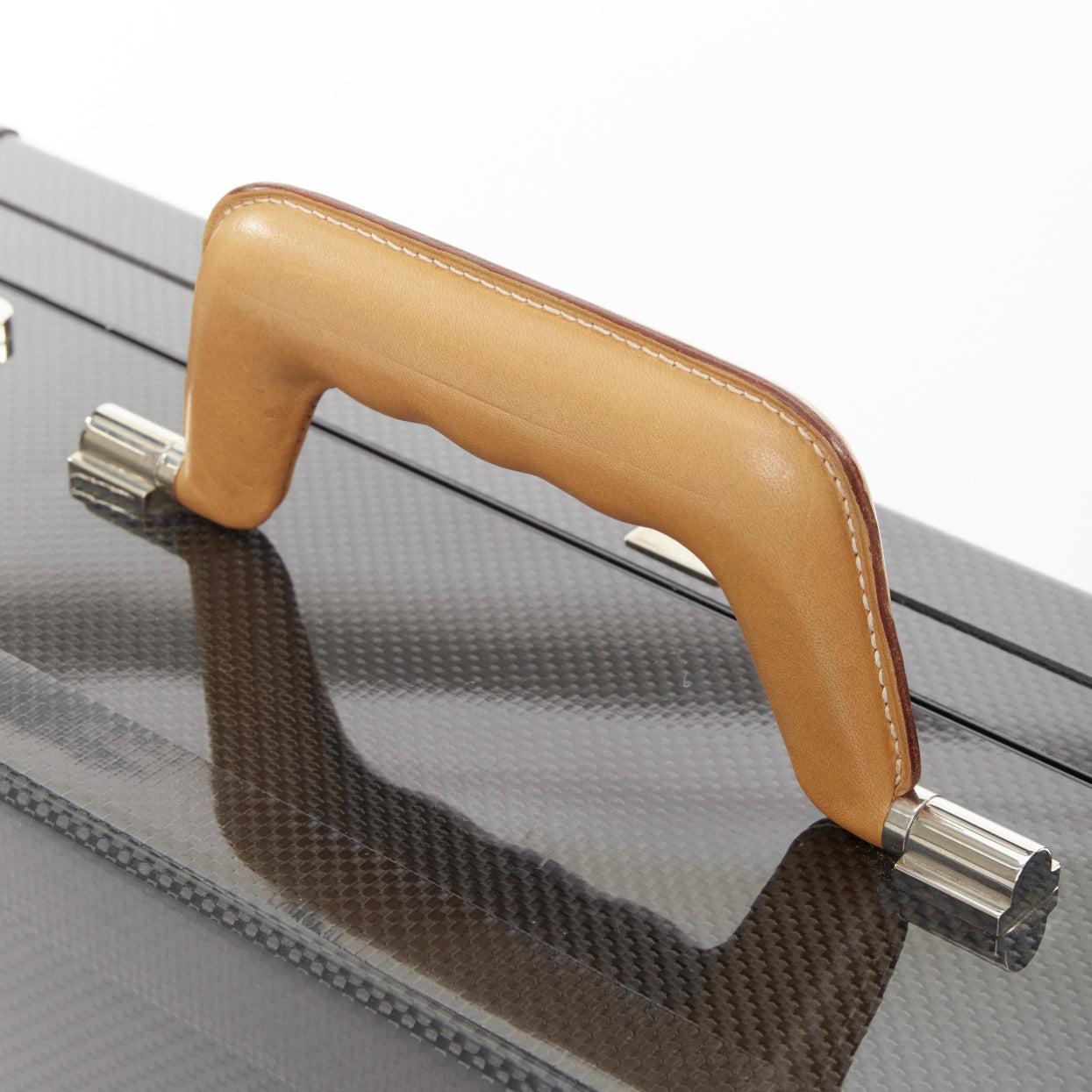 HERMES Espace PM Attache Case Edizione Limitata 500 cartella in fibra di carbonio grigia in vendita 3
