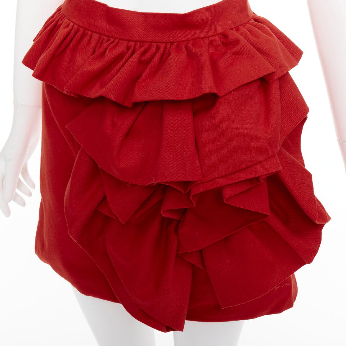LOU LOU minigonna a vita alta in twill di cotone rosso XS
Riferimento: AAWC/A01454
Marchio: Lou Lou
Materiale: Cotone
Colore: rosso
Modello: Tinta unita
Chiusura: zip
Fodera: Tessuto rosso
Dettagli extra: Chiusura con zip sul retro.
Prodotto in: