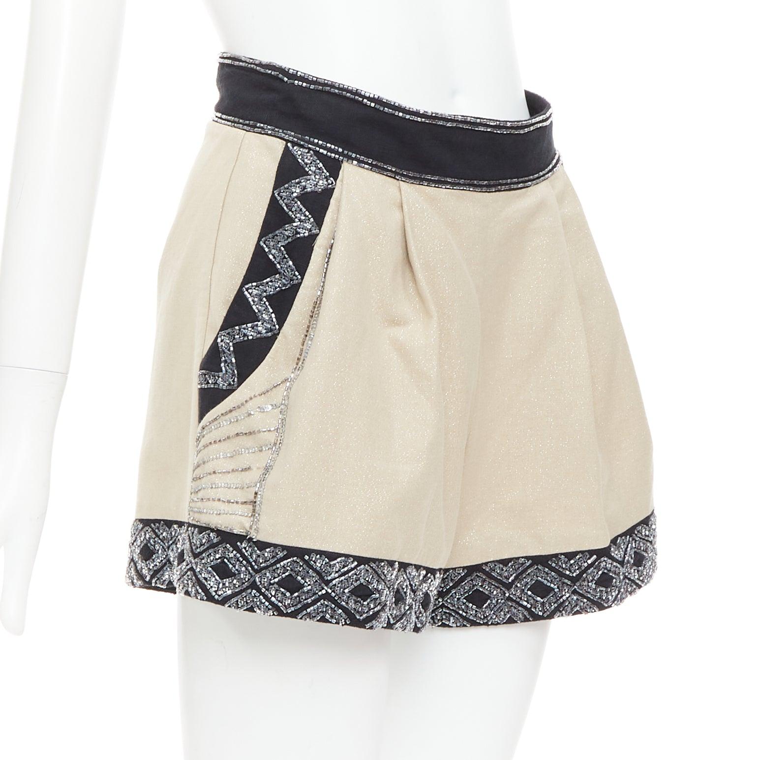 Oro TWINSET Edizione limitata di pantaloncini larghi impreziositi in lino misto cotone color oro IT38 XS in vendita
