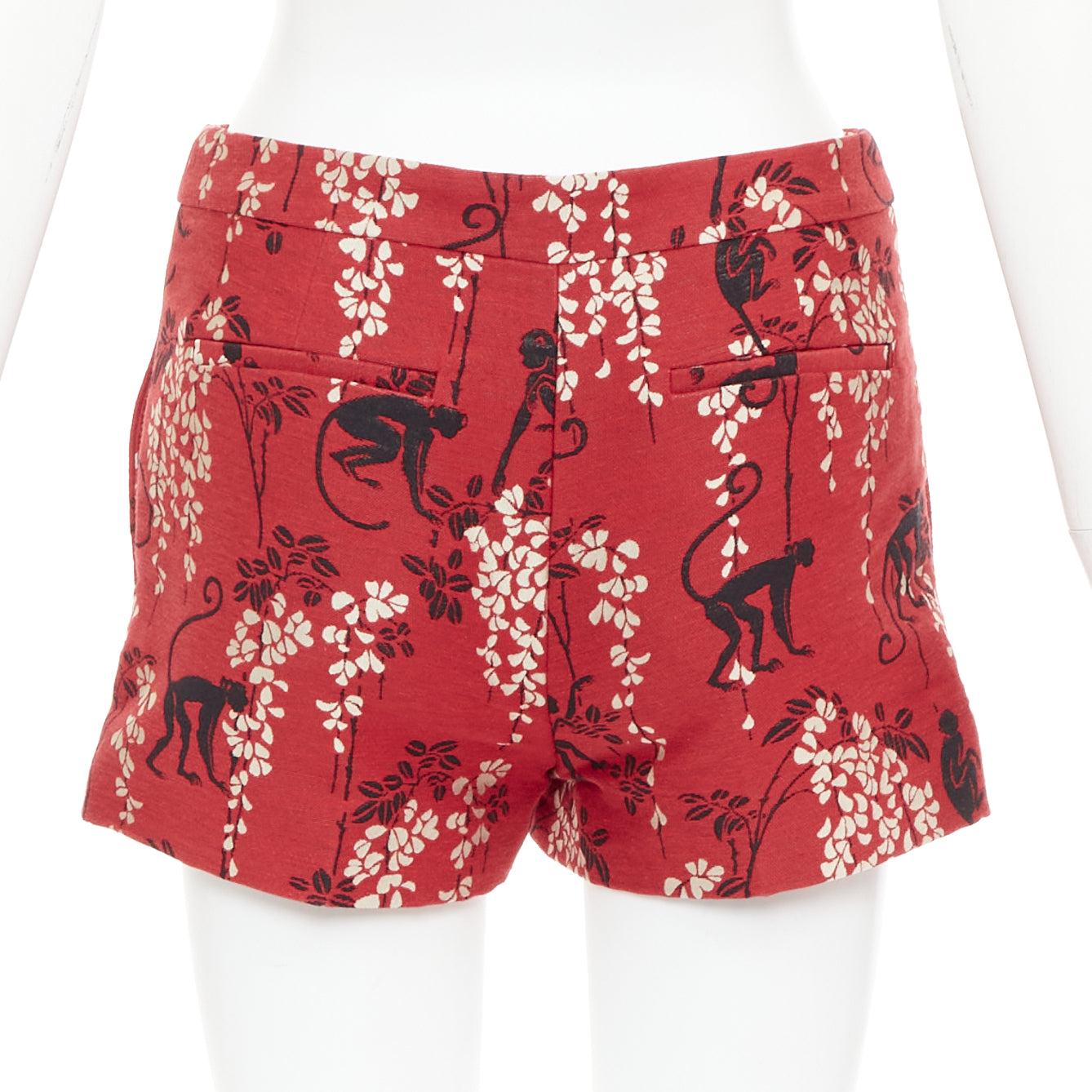 RED VALENTINO - Mini short en jacquard de coton mélangé avec des fleurs de singe rouge IT38 XS en vente 1