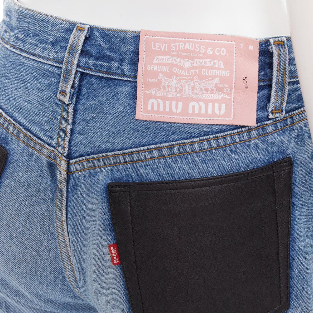 selten MIU MIU LEVI'S 2021 gewaschener Denim mit Perlenverzierung abgeschnittene Shorts 25