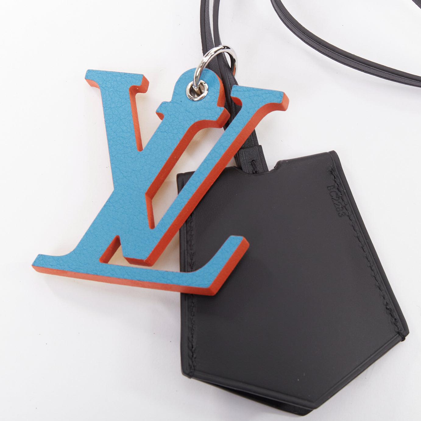 Nero LOUIS VUITTON etichetta per bagagli in pelle nera con logo blu ottico giallo in vendita