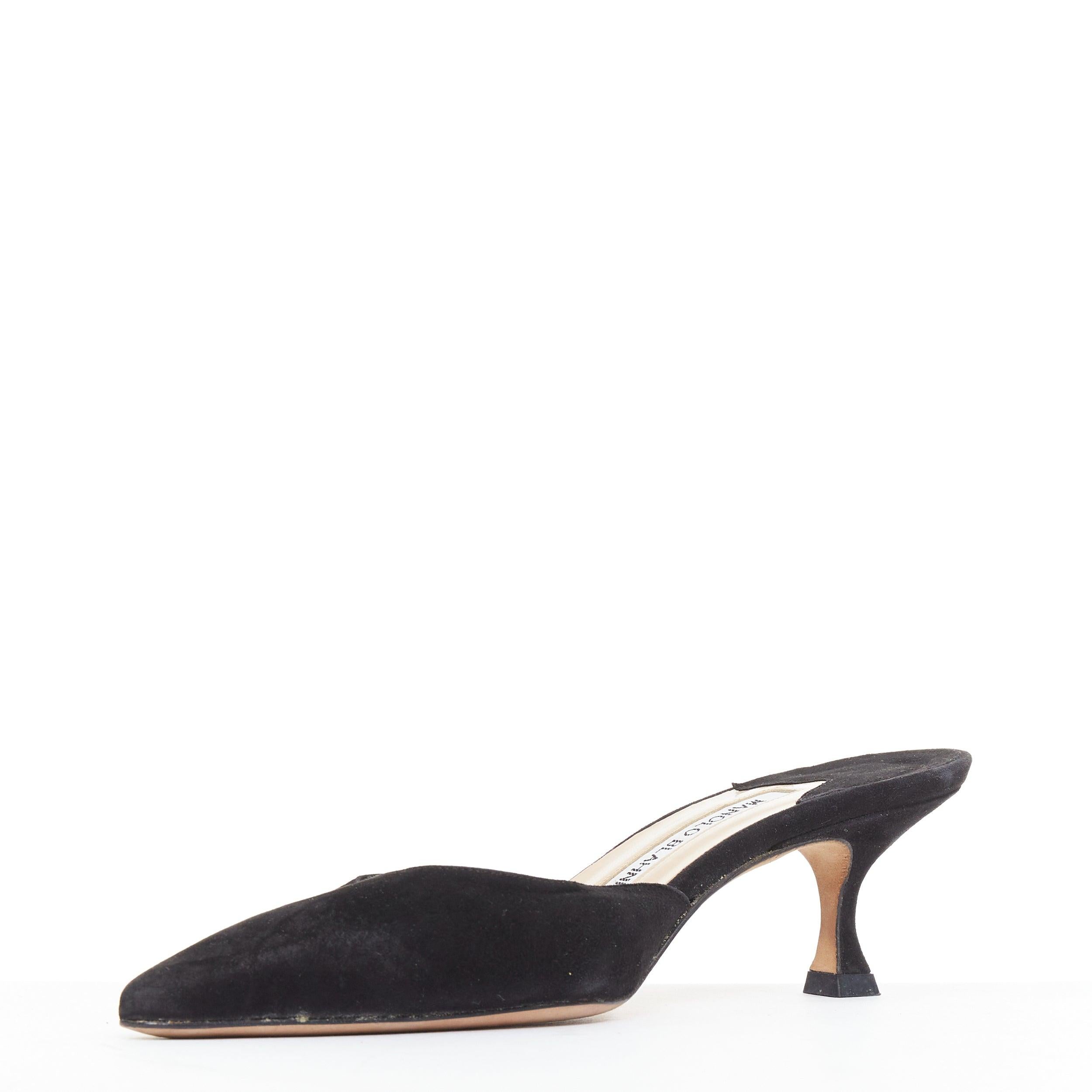 MANOLO BLAHNIK mules en cuir velours noir à bouts pointus et à bobines basses EU36 Bon état - En vente à Hong Kong, NT