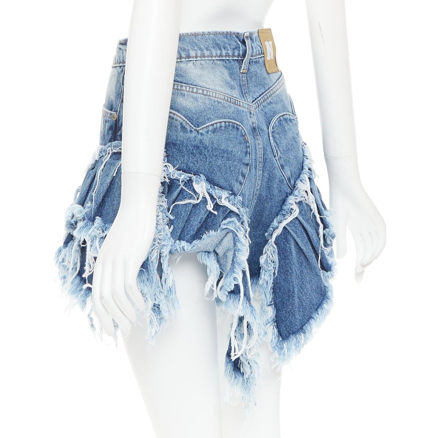 Natasha Zinko mini short taille haute bleu délavé à ourlet effiloché XS en vente 1