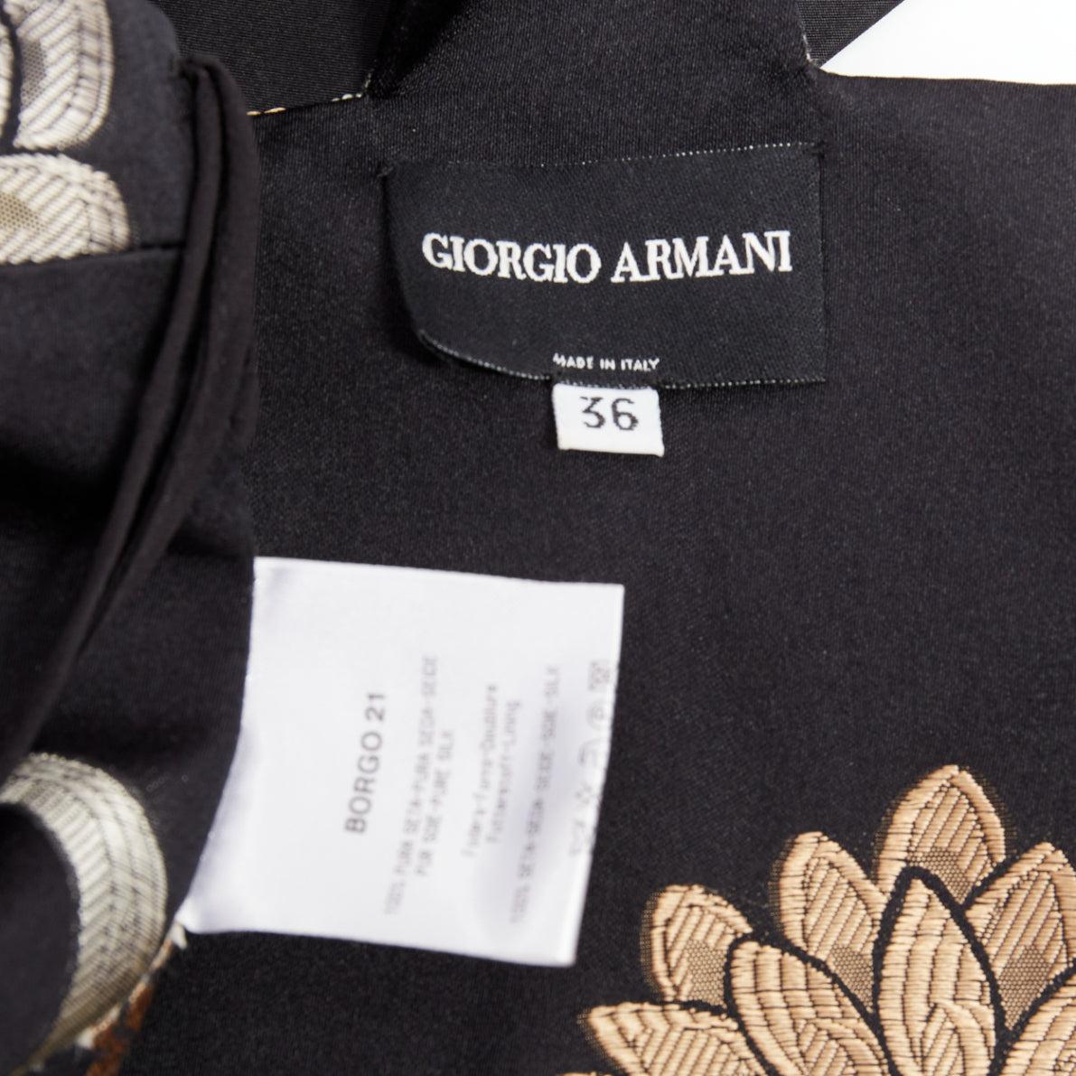 Giorgio Armani gilet a T in seta orientale con jacquard floreale IT36 XXS in vendita 3