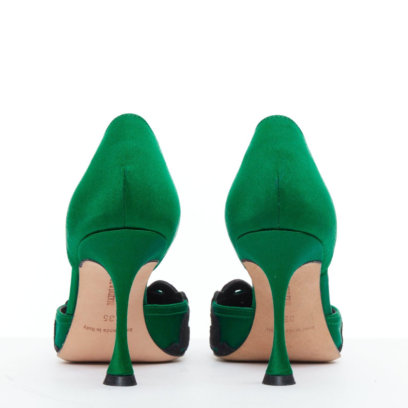 Donna MANOLO BLAHNIK Décolleté vintage in raso verde e pizzo nero con rocchetto, EU35 in vendita