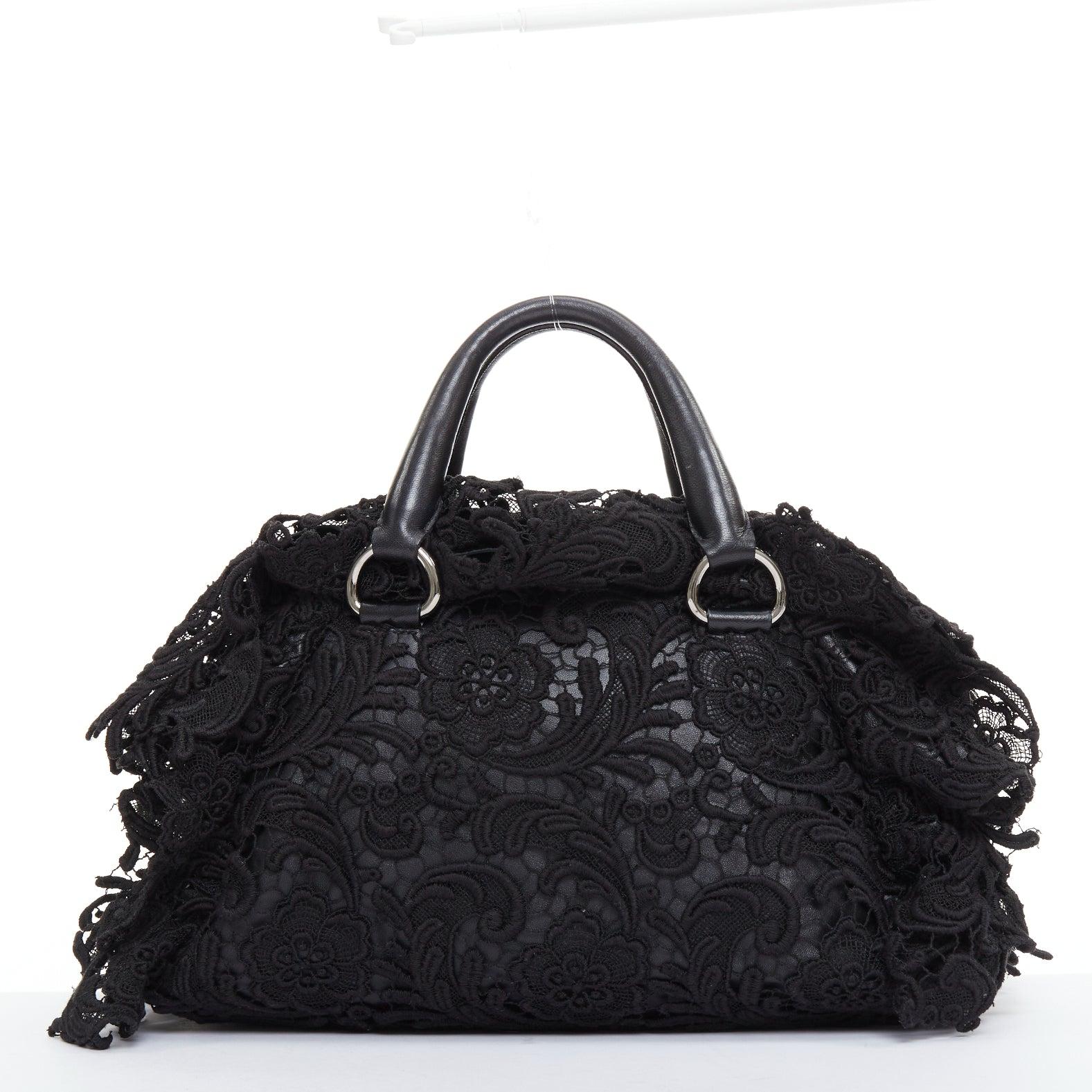 PRADA 2008 Spitze Pizzo S Bowler schwarz Spitze Overlay Leder Silber Reißverschluss Tasche Damen im Angebot
