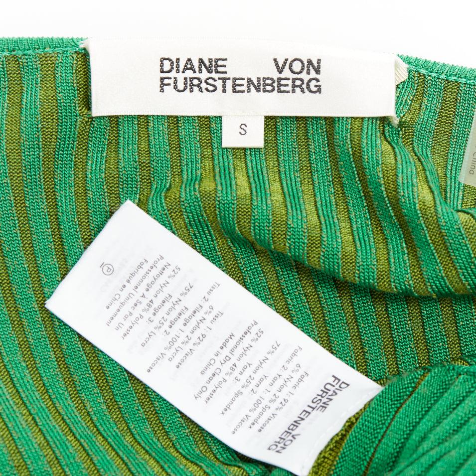 DIANE VON FURSTENBERG grünes geripptes tiefes V langes Wickelkleid S im Angebot 3