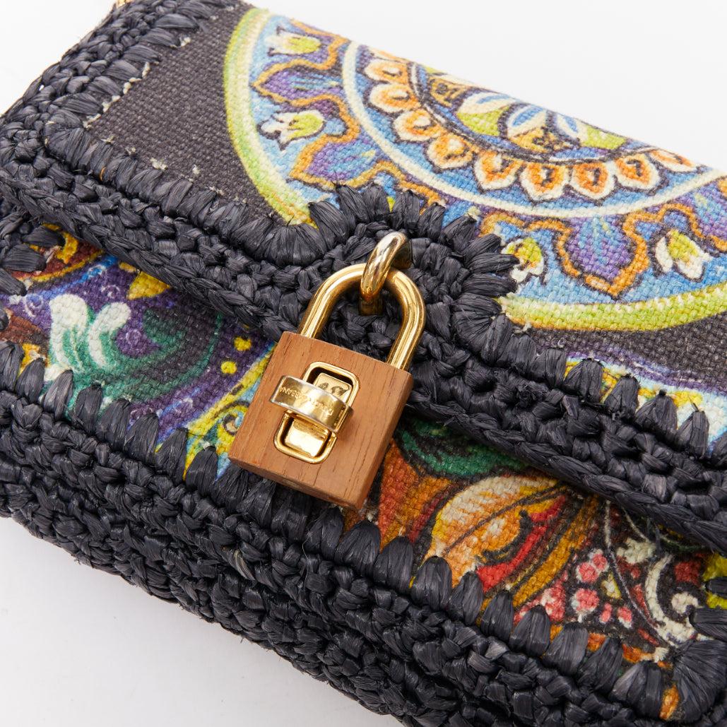 Dolce & Gabbana 2013 Runway navy raffia braid baroque gold lock crossbody bag en vente 2