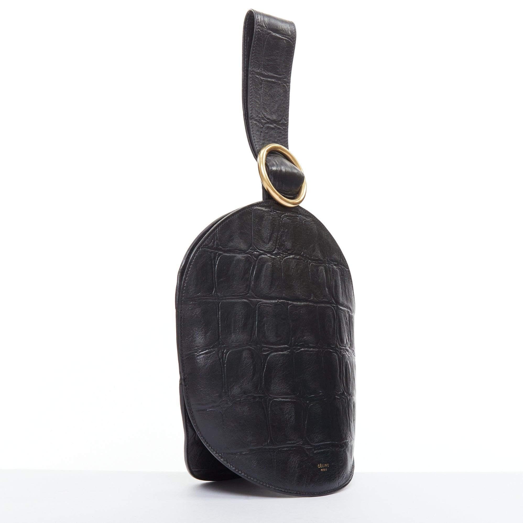 Noir OLD Celine 2015 Runway Phoebe Philo pochette bracelet en cuir embossé en vente