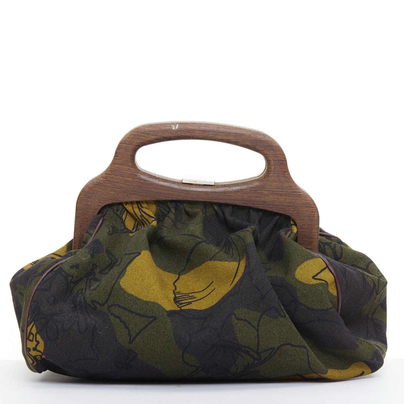 MIU MIU Vintage Runway pochette en toile fleurie verte avec cadre en bois Pour femmes en vente