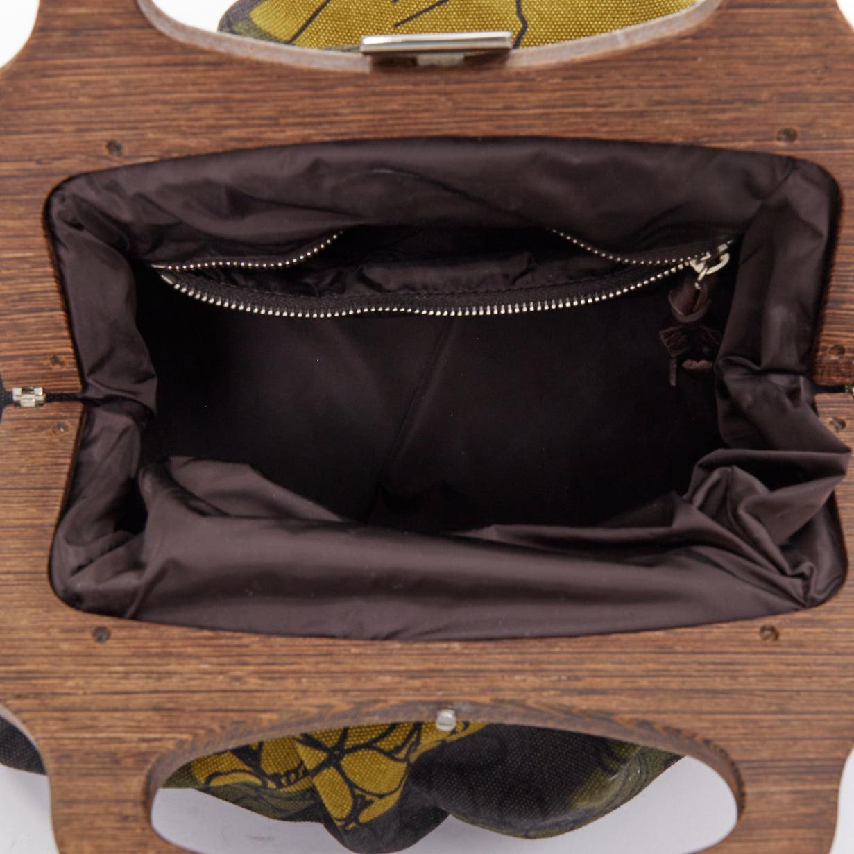 MIU MIU Vintage Runway pochette en toile fleurie verte avec cadre en bois en vente 4