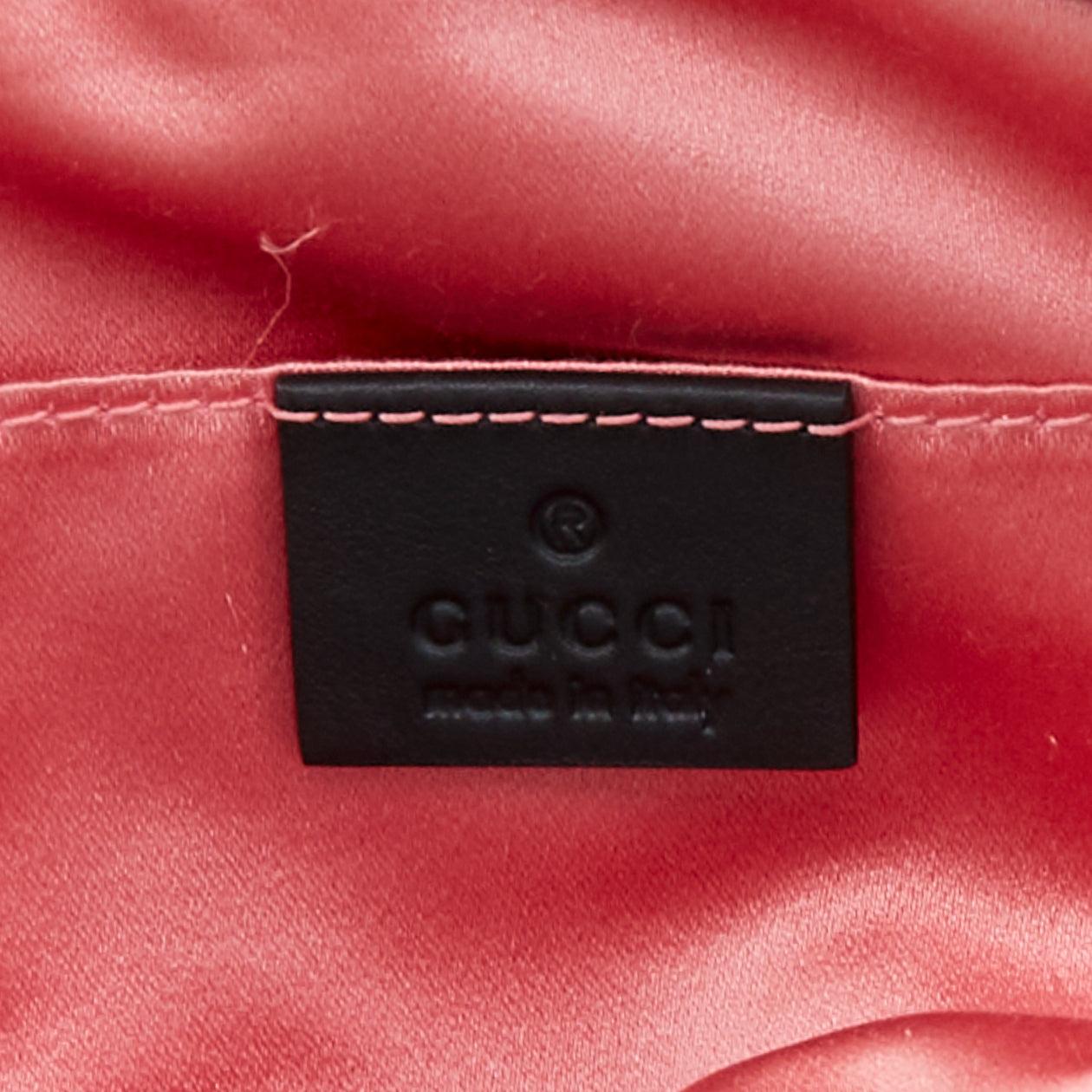 Gucci Marmont noir crème matelassé en agneau chevron  sac à bandoulière GG en or en vente 3