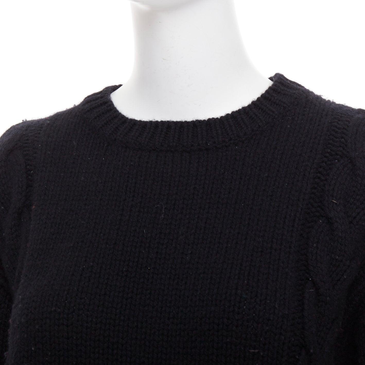 GUCCI 2021 pull-over à col ras du cou en laine noire rouge verte tressée XS en vente 2