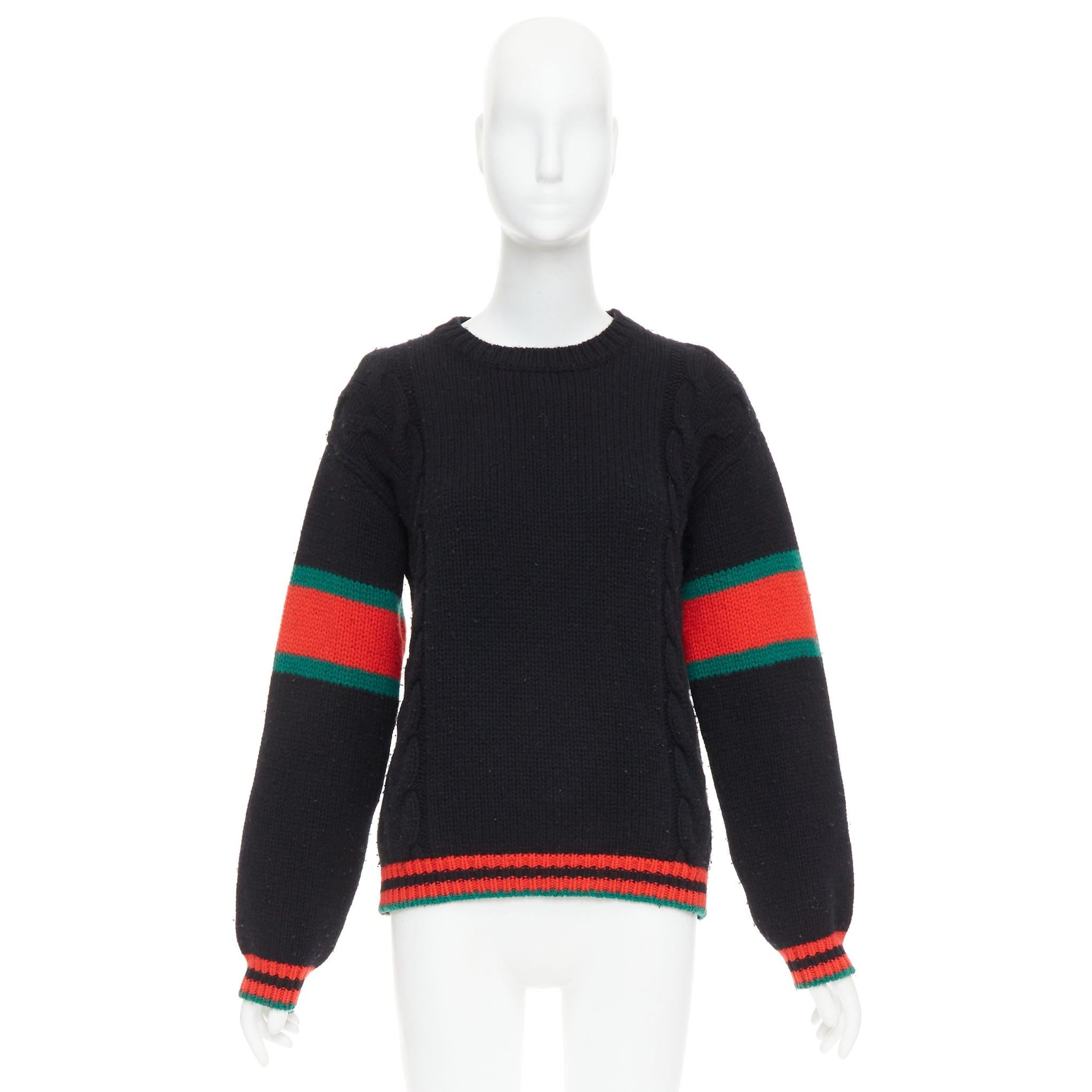 GUCCI 2021 pull-over à col ras du cou en laine noire rouge verte tressée XS en vente 4