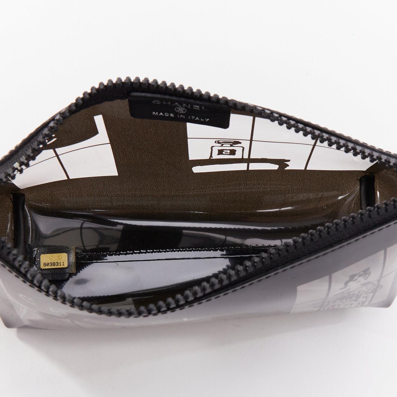 CHANEL 2003 Coco Window pochette cosmétique noire en PVC transparent avec fermeture éclair argentée Pour femmes en vente