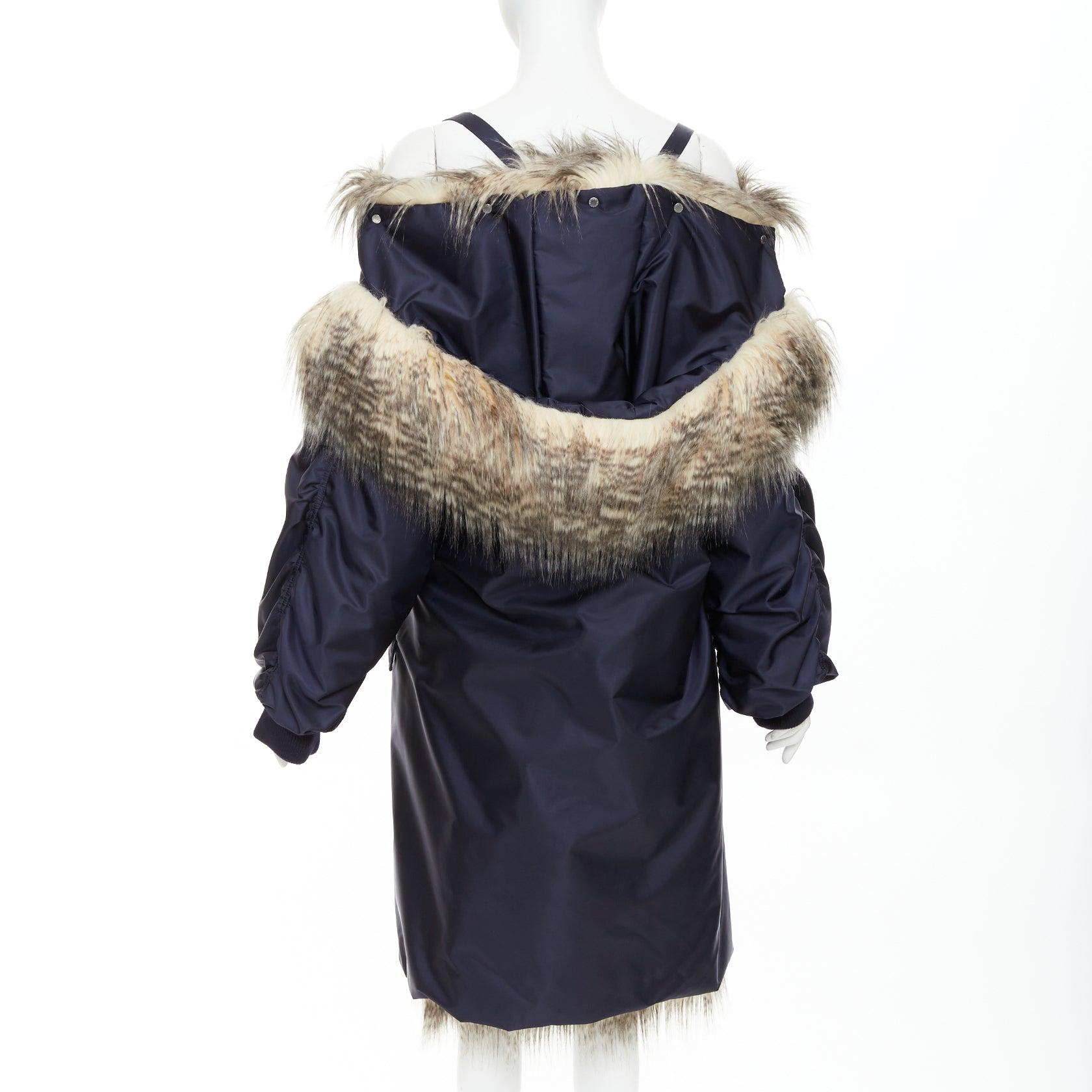 PRADA 2021 Cappotto bomber oversize in pelliccia sintetica IT38 XS Rihanna in vendita 1